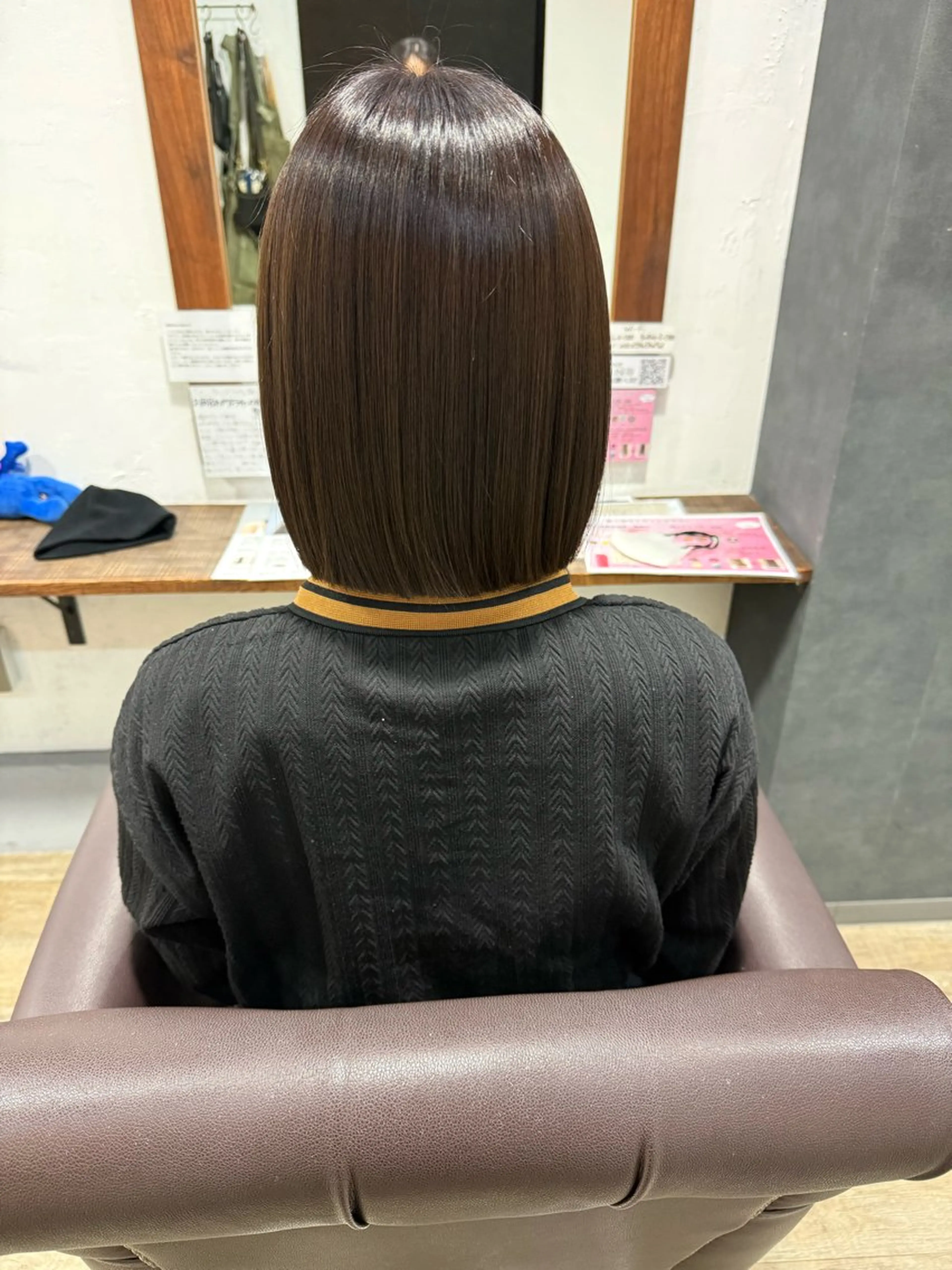 ショート カラー 井手 梨乃のヘアスタイル