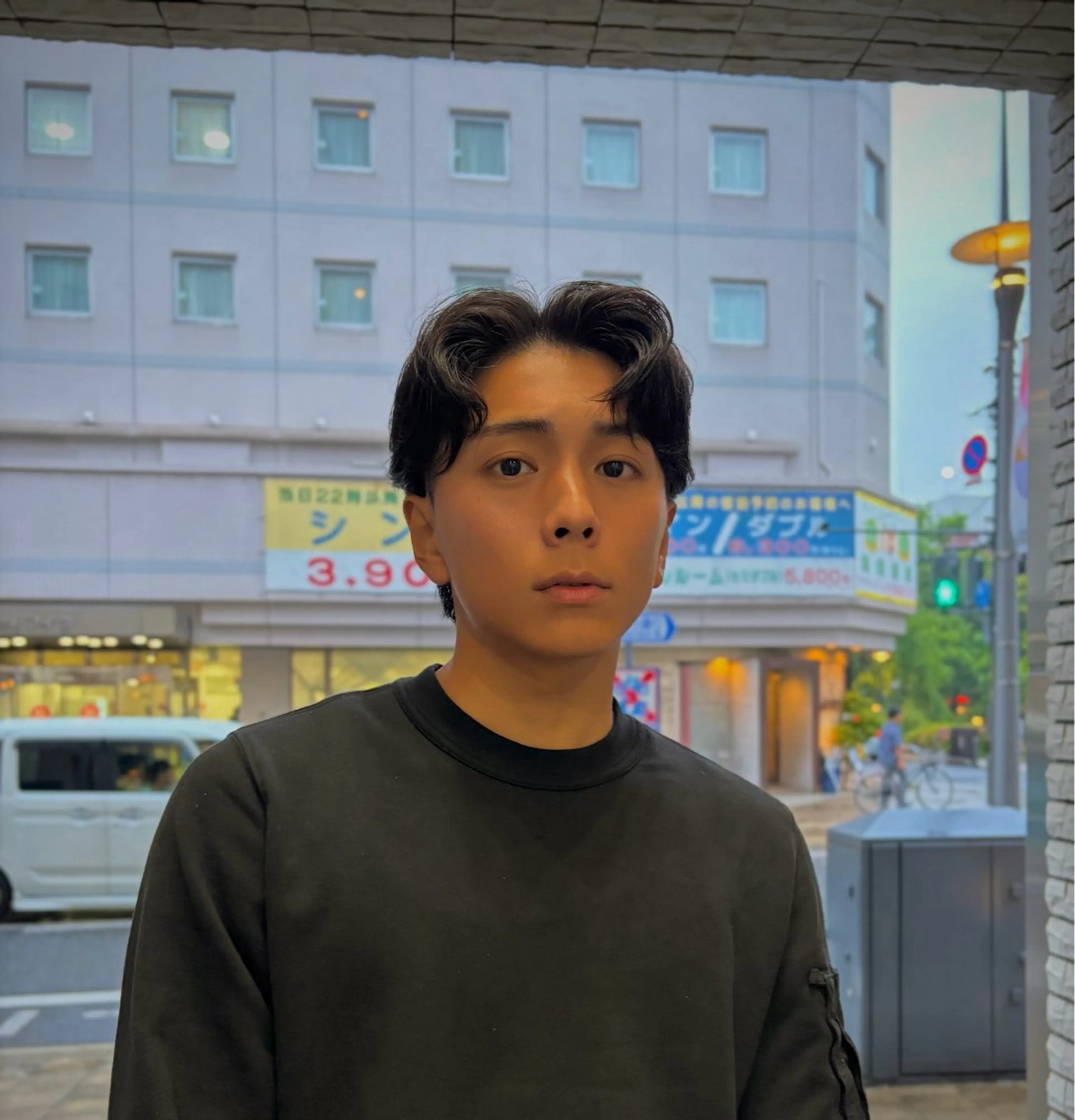 メンズ センターパート カット daichi (UMM)のヘアスタイル
