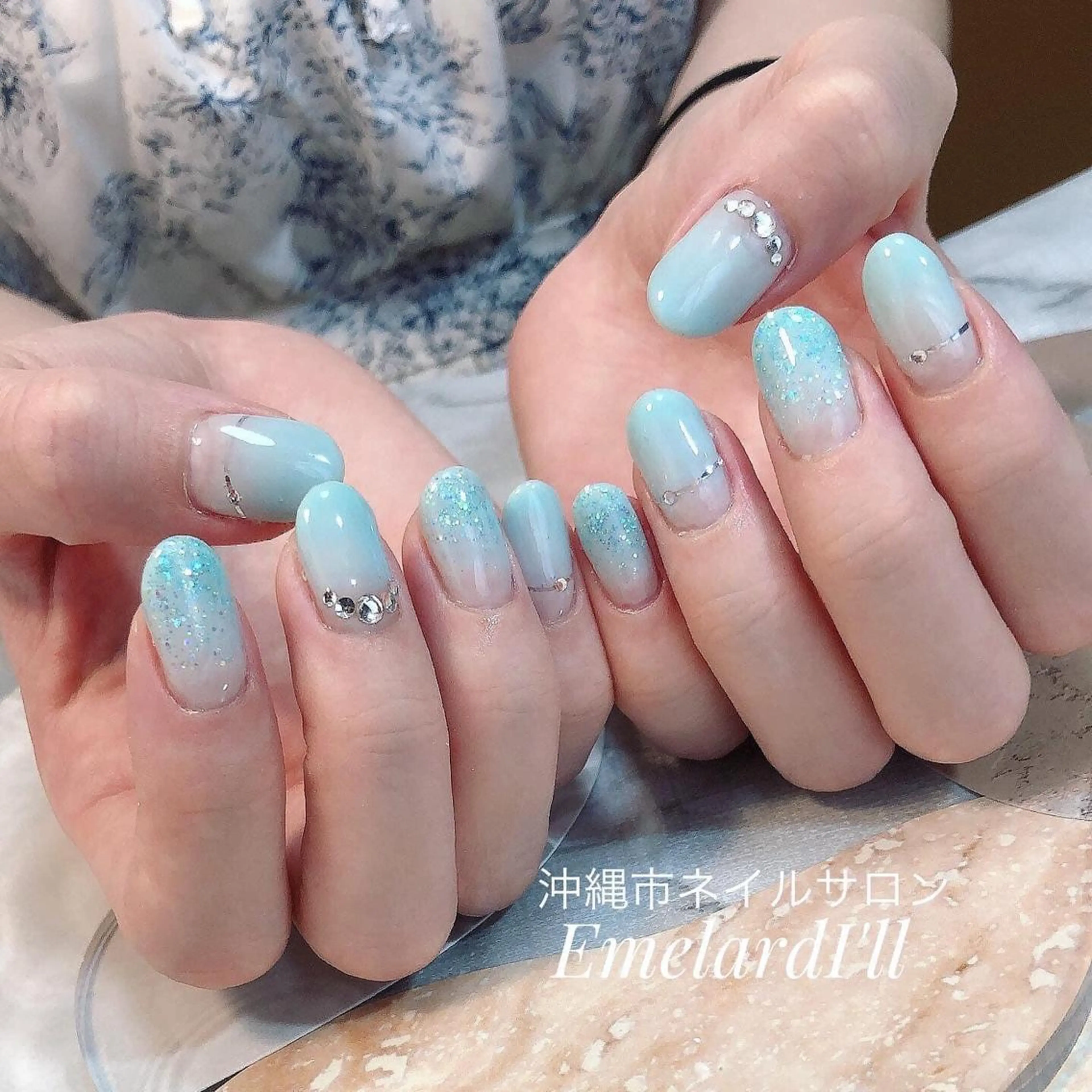 ネイル グラデーション ラメ(グリッター) ラメグラデーション 沖縄市ネイルサロン エメラルドアイルのネイルデザイン