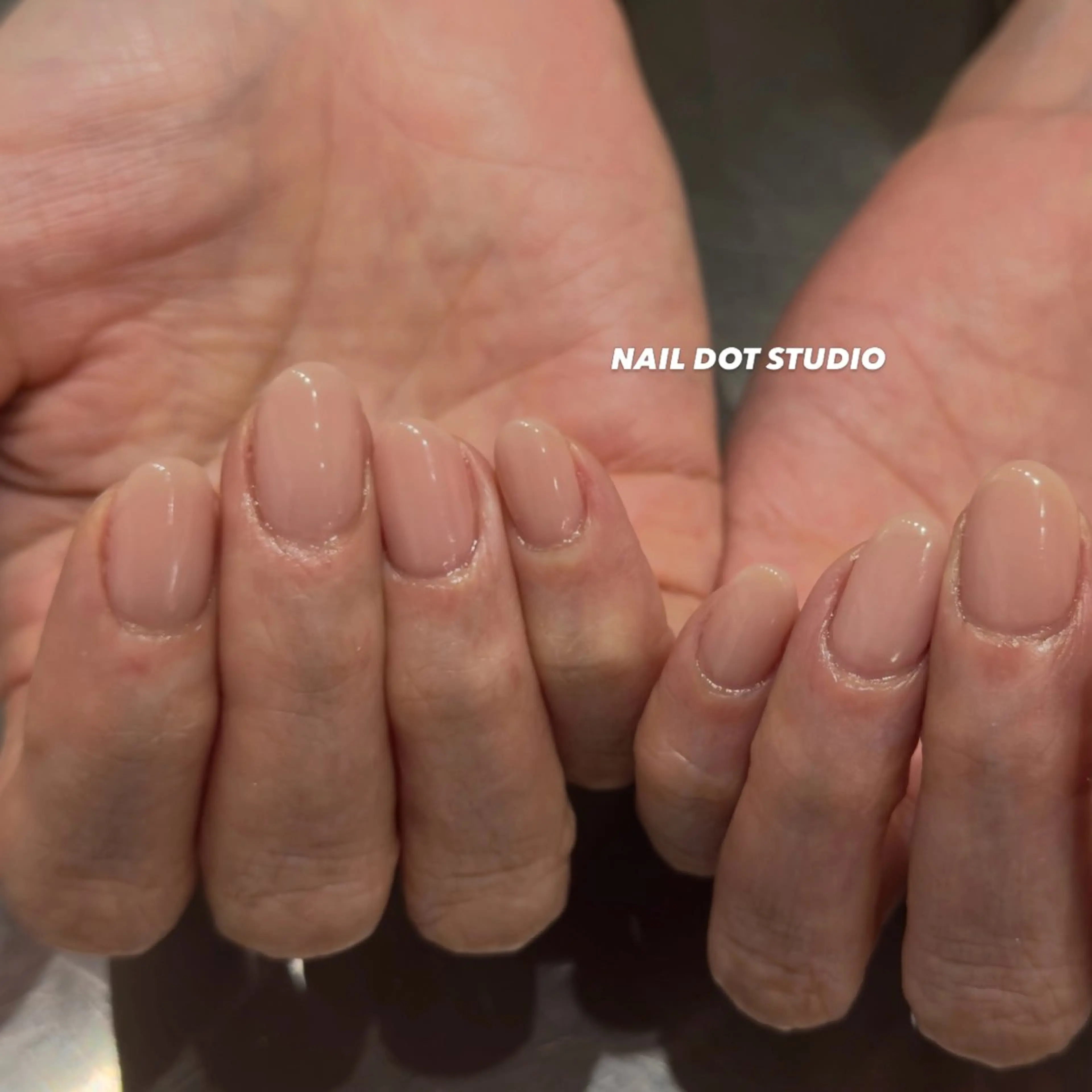 ネイル ハンドネイル NAILDOTSTU DIO SEINAのネイルデザイン