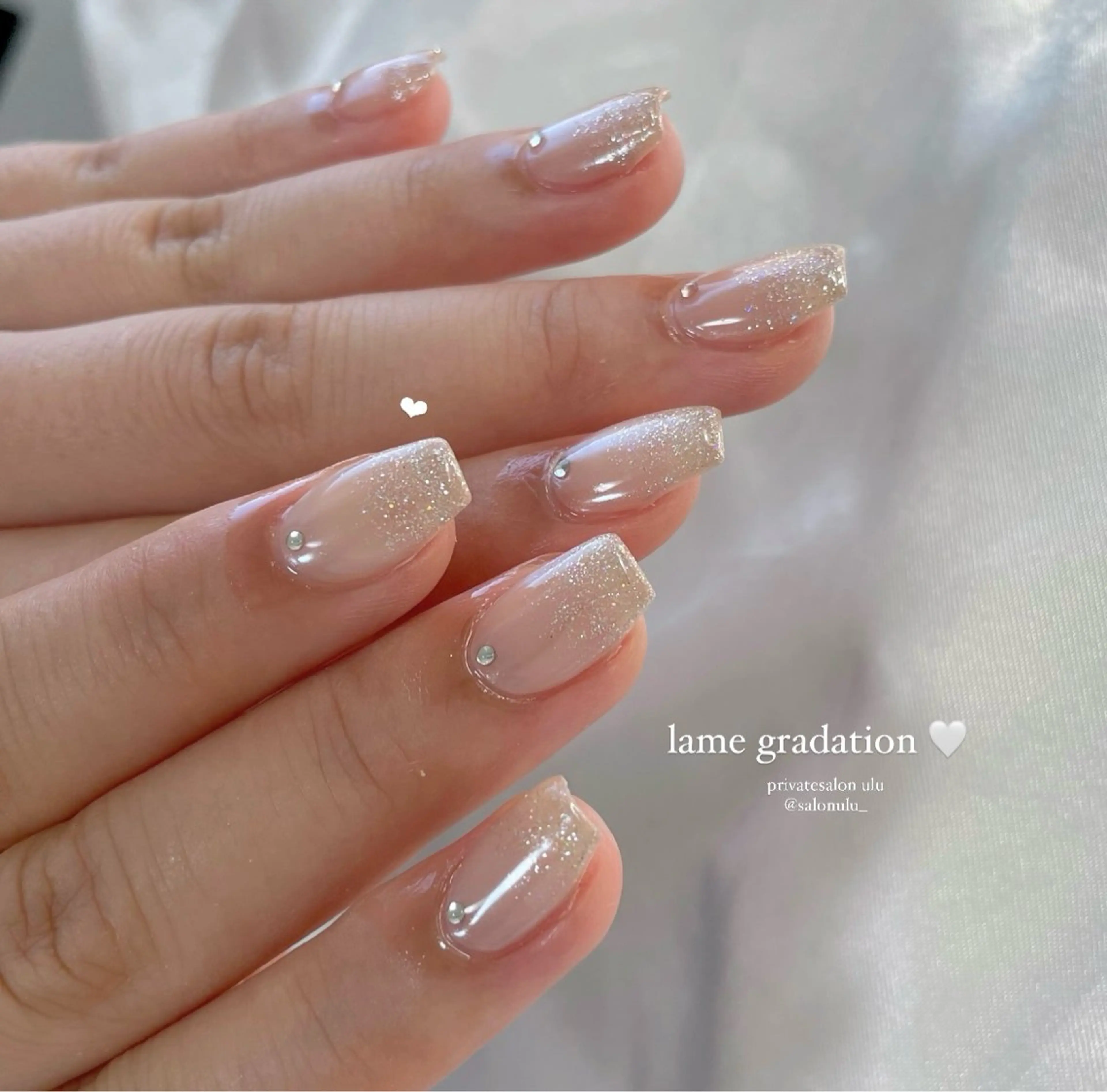 ネイル オーロラネイル ハンドネイル nailsalon uluのネイルデザイン