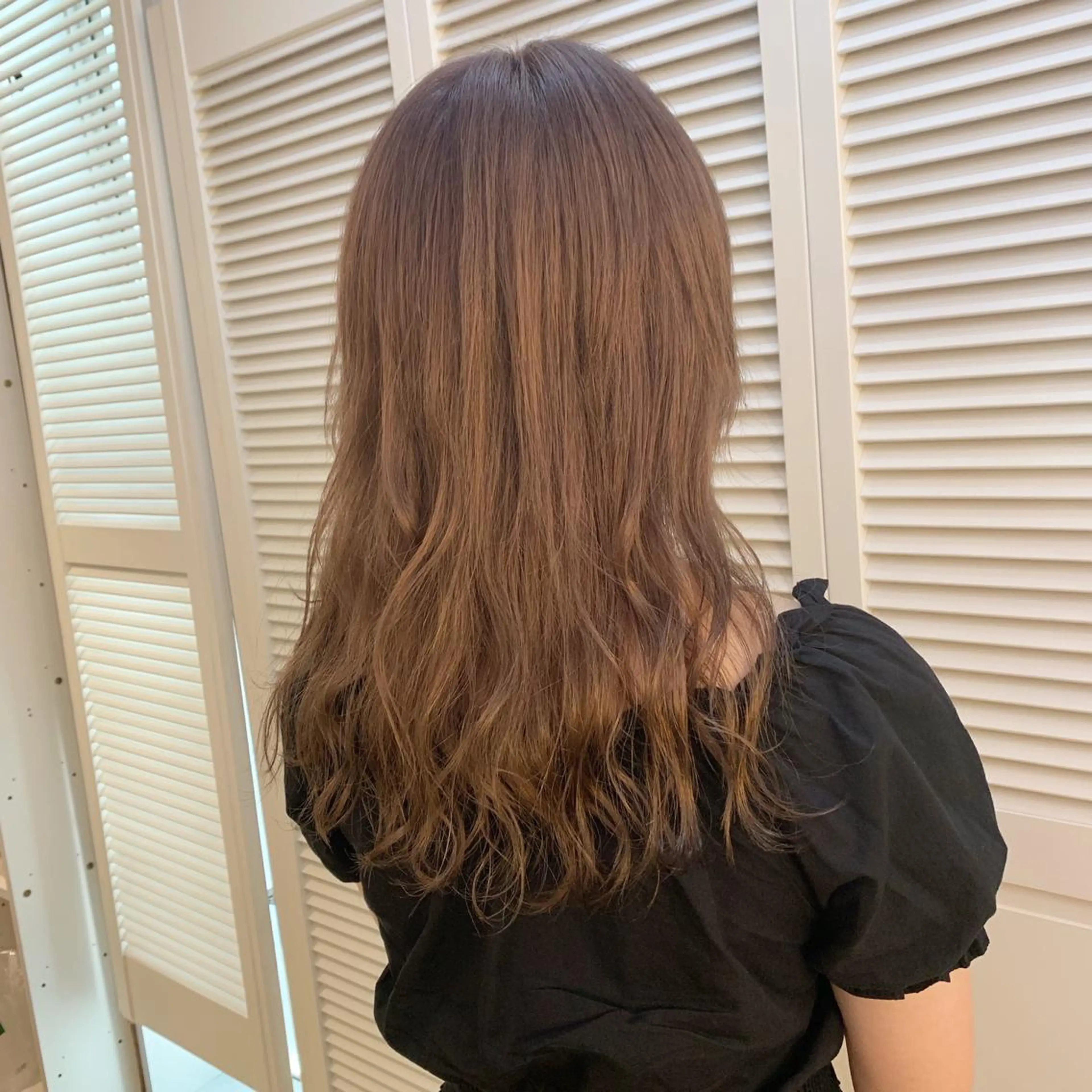 カラー ラベンダーカラー 天野 利咲のヘアスタイル