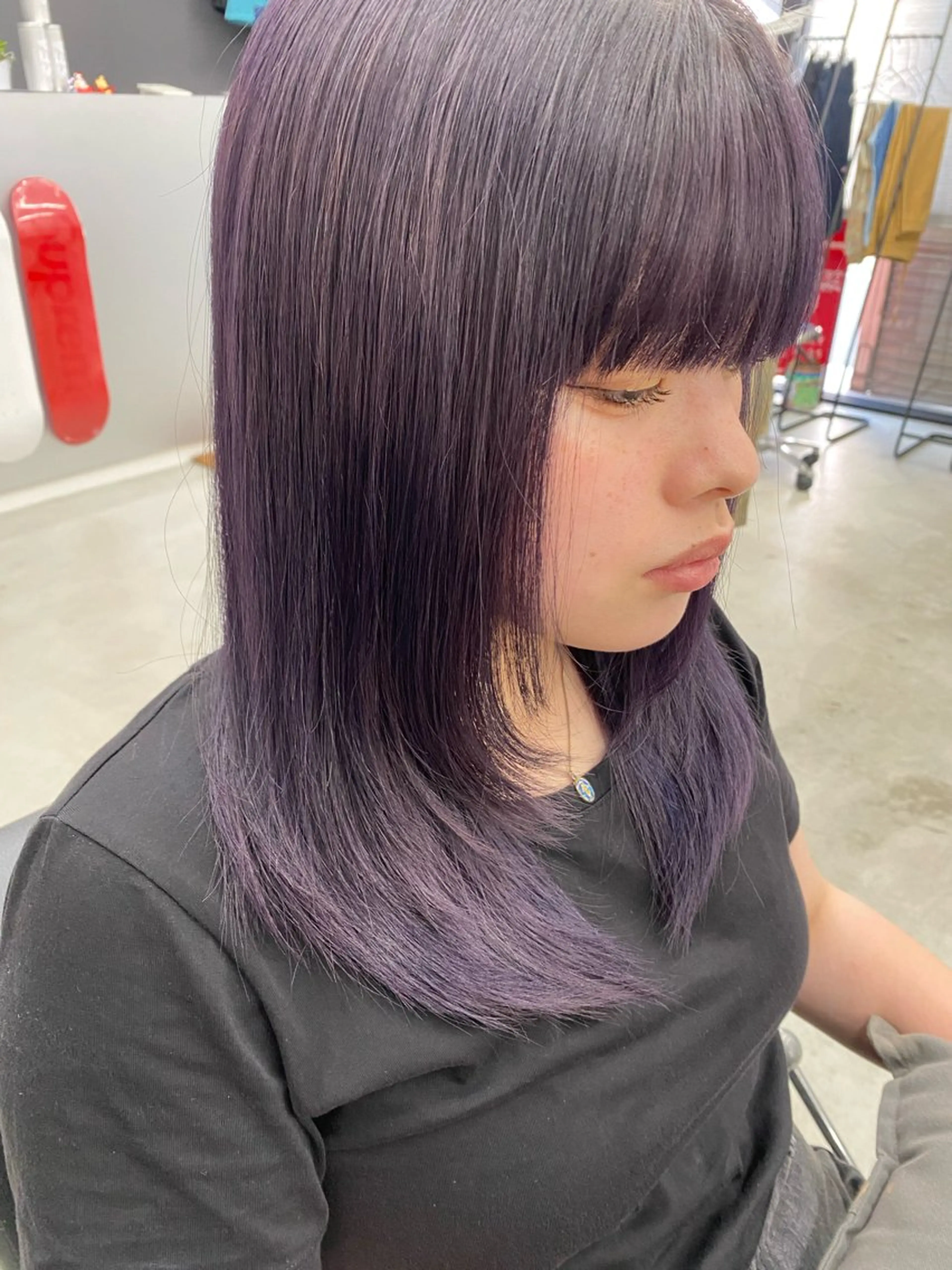 カラー ブリーチ ディープラベンダー ラベンダーカラー MEMENTO YUZUのヘアスタイル
