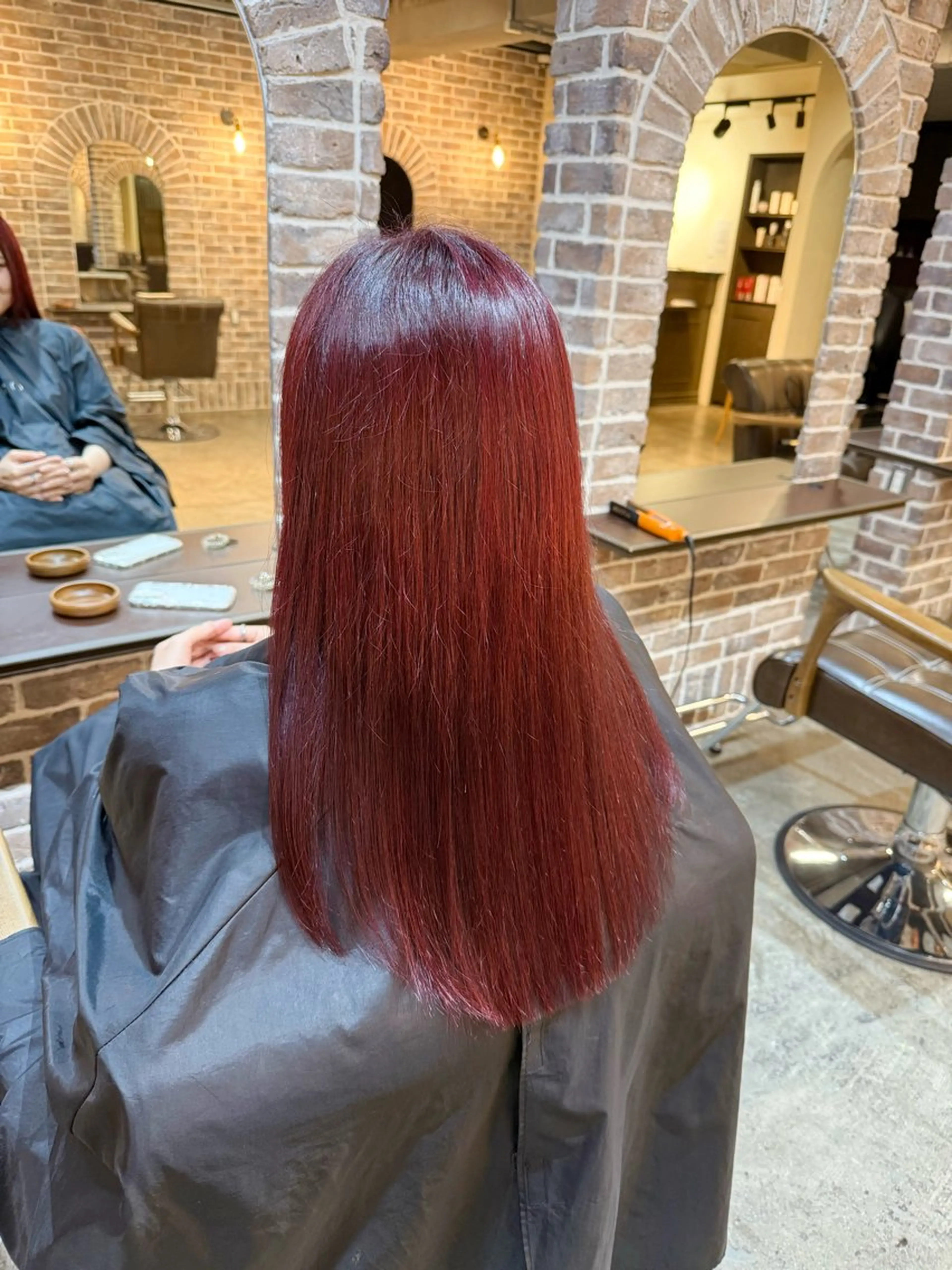 ロング カラー ブリーチ ブリーチなしカラー レッドカラー カット ヘアカラー トリートメント 艶カラー/インナー /グラデ/大西小百合のヘアスタイル