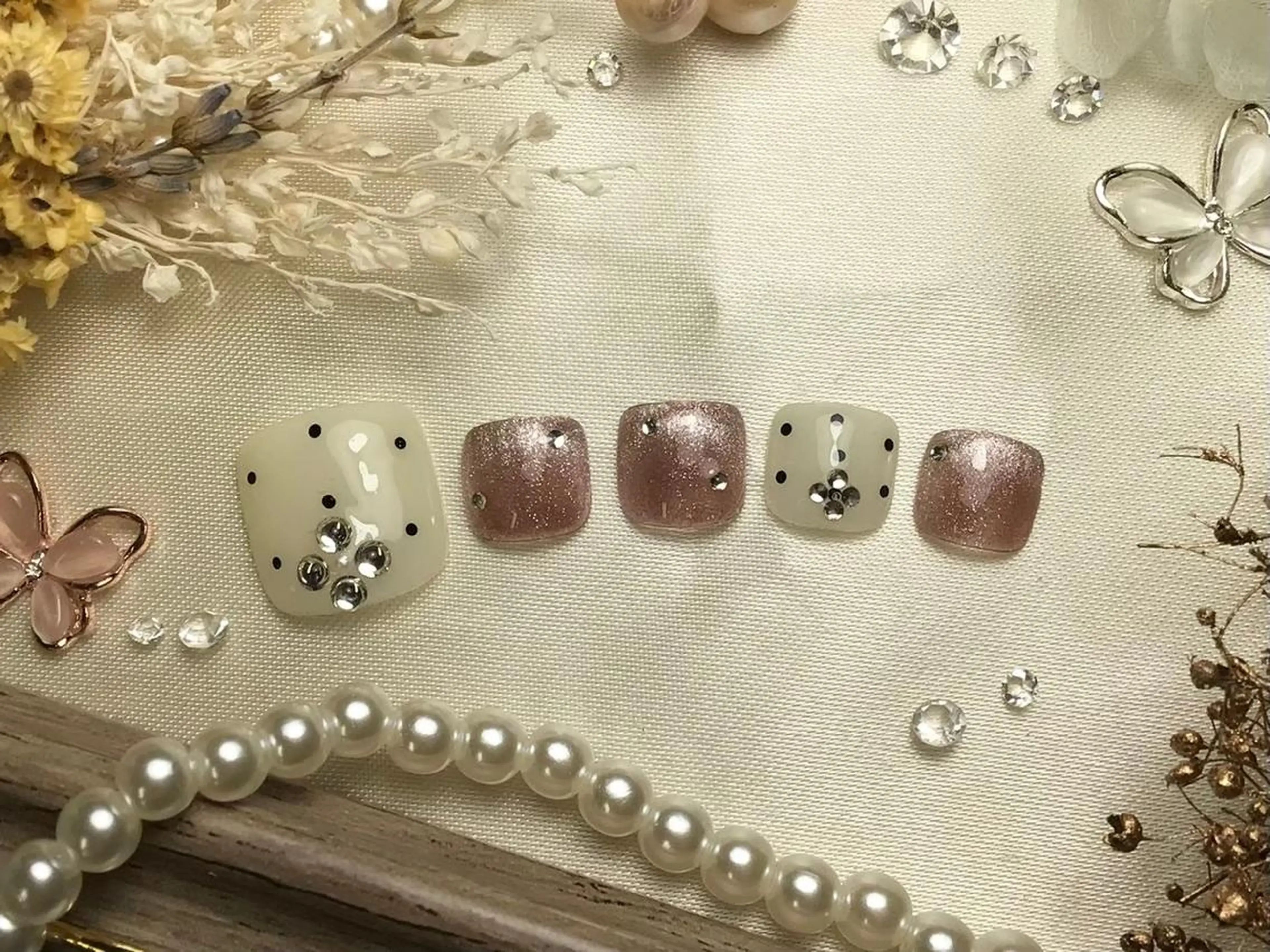 ネイル フットネイル miku ✼•nail •✼のネイルデザイン