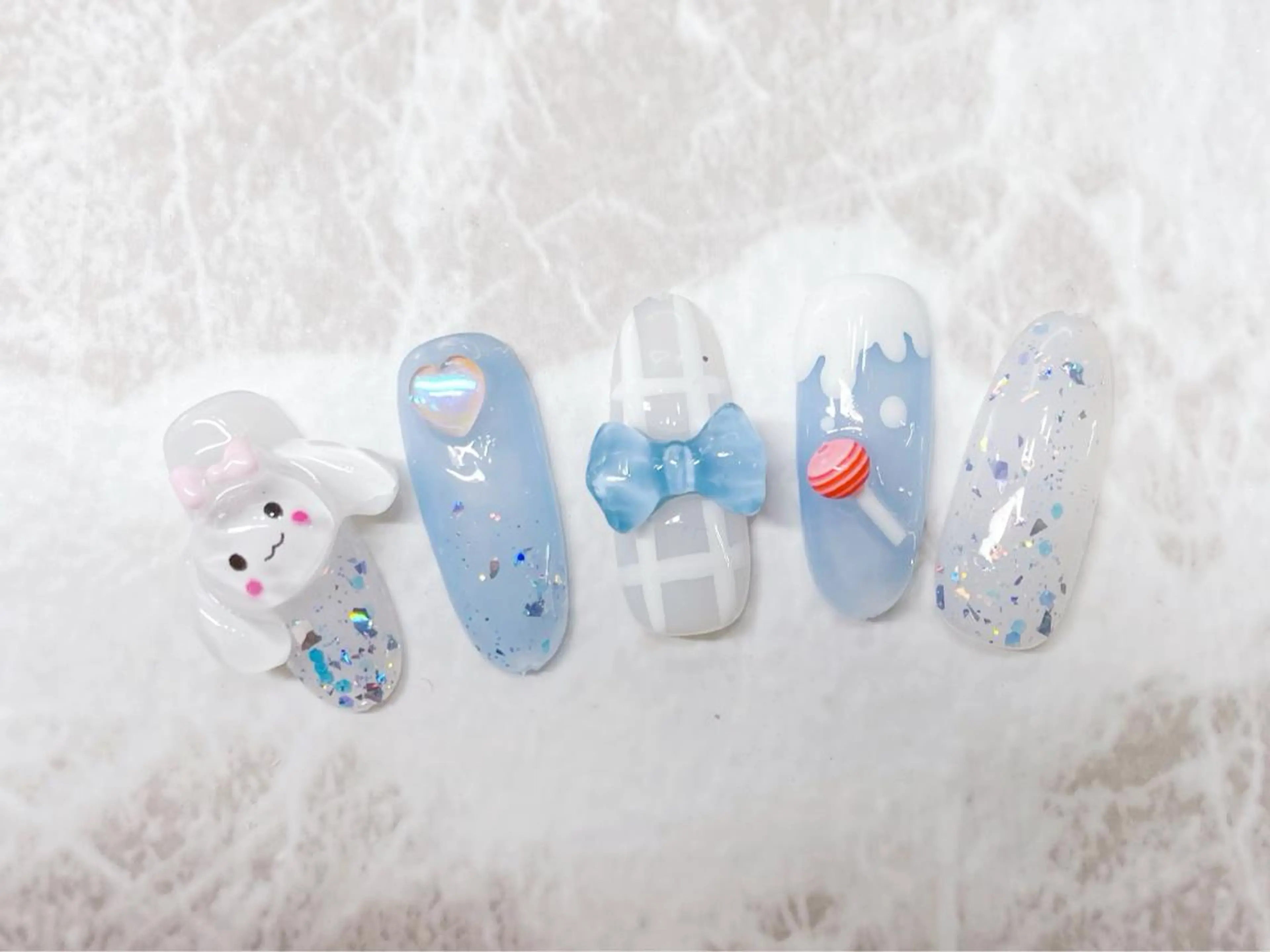 ネイル ハンドネイル マジック ミラーのネイルデザイン