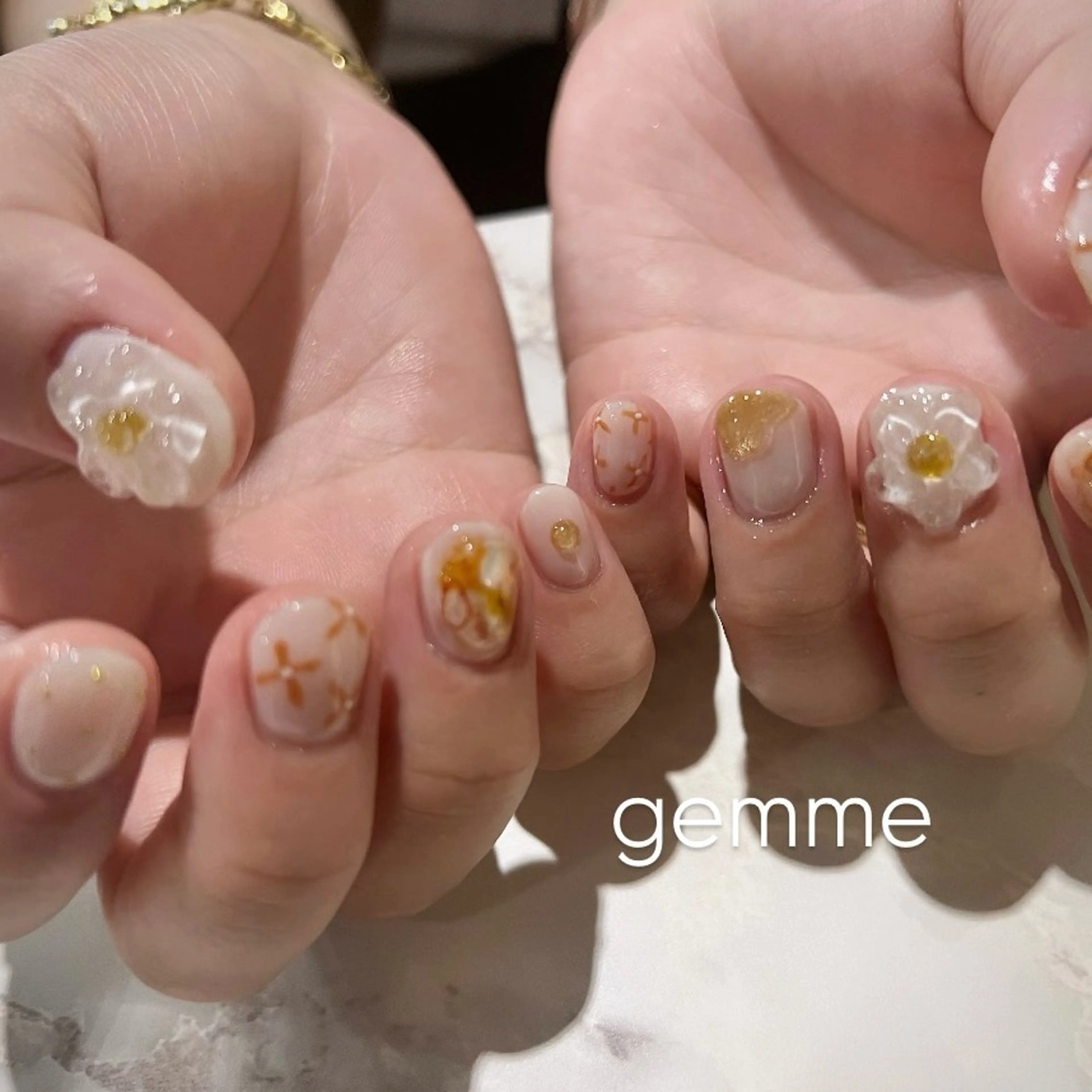 ネイル 持ち込み ハンドネイル gemme NAIL&EYELASH所属・gemme 𓂃 yuiのマツエク・マツパデザイン