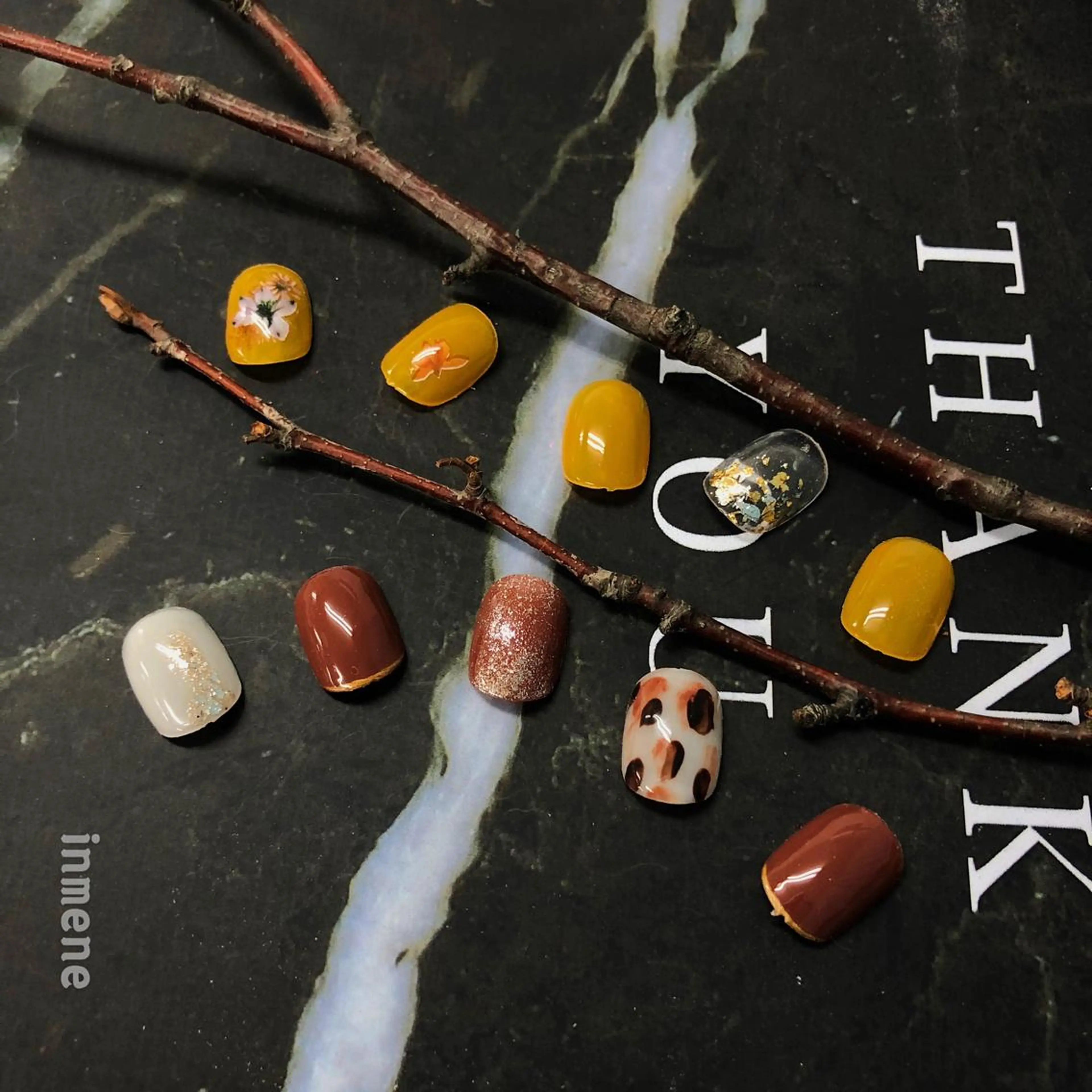 ネイル IN MENEのネイルデザイン