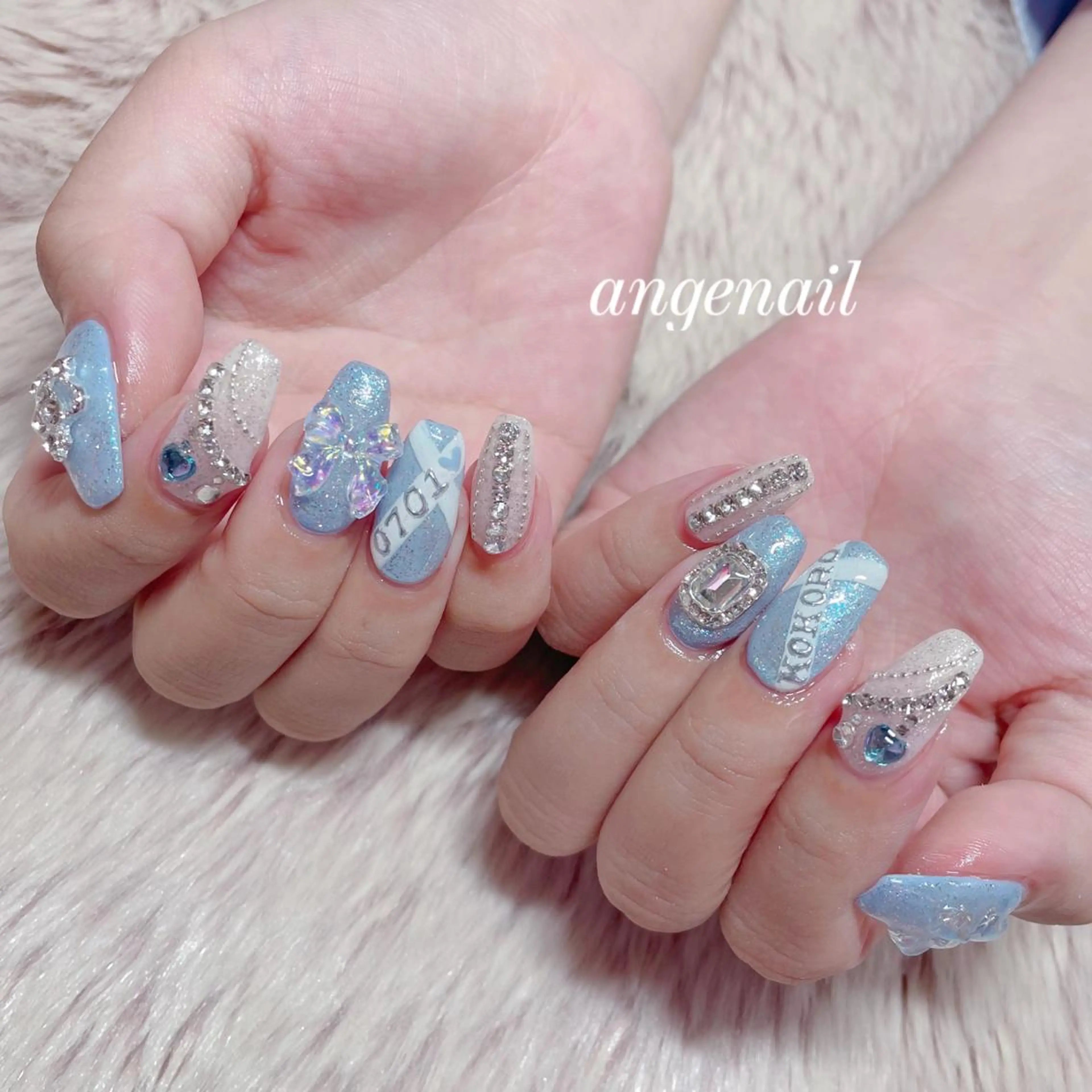 ネイル ハンドネイル オーナーネイリスト MAKIのネイルデザイン