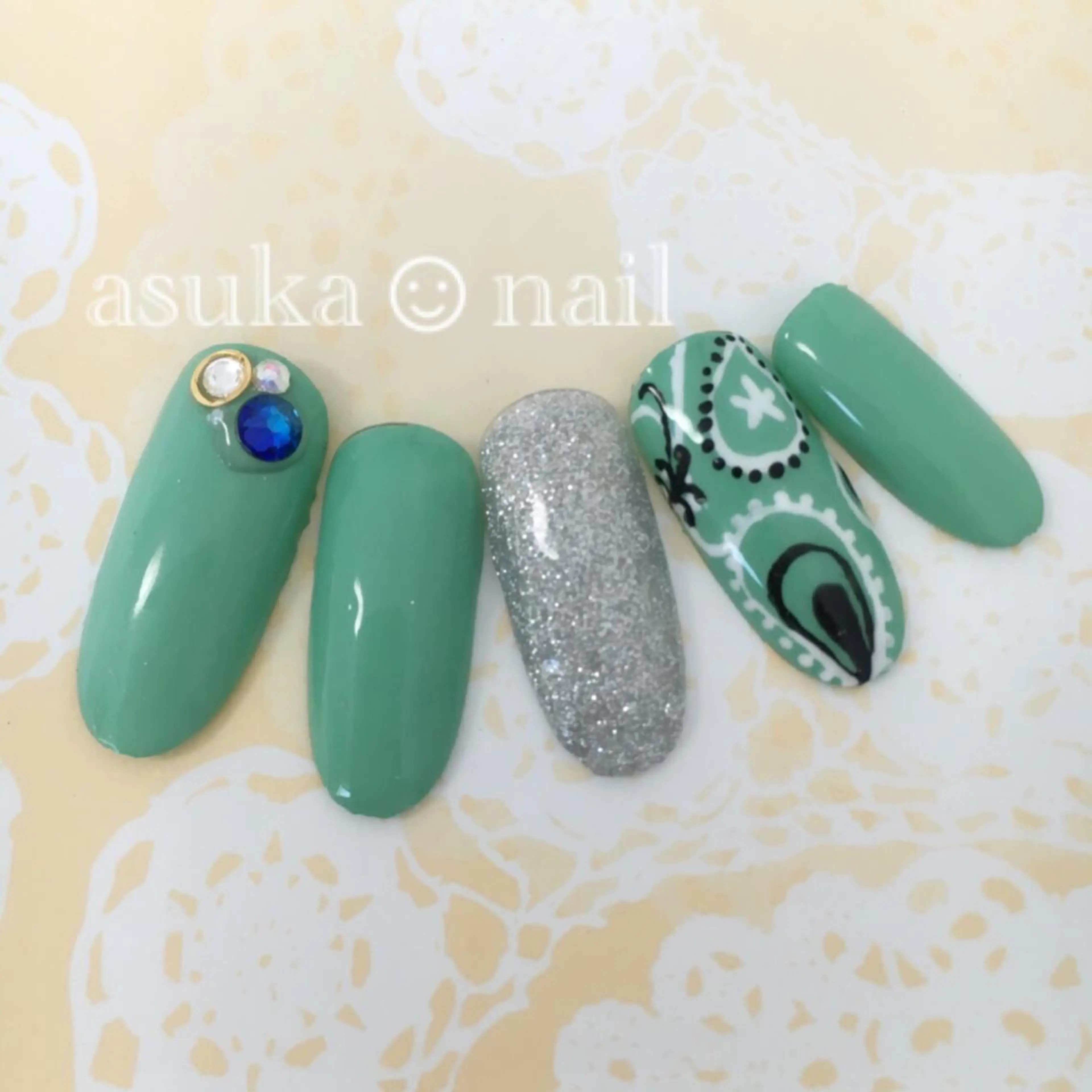 ネイル La Colzaのネイルデザイン