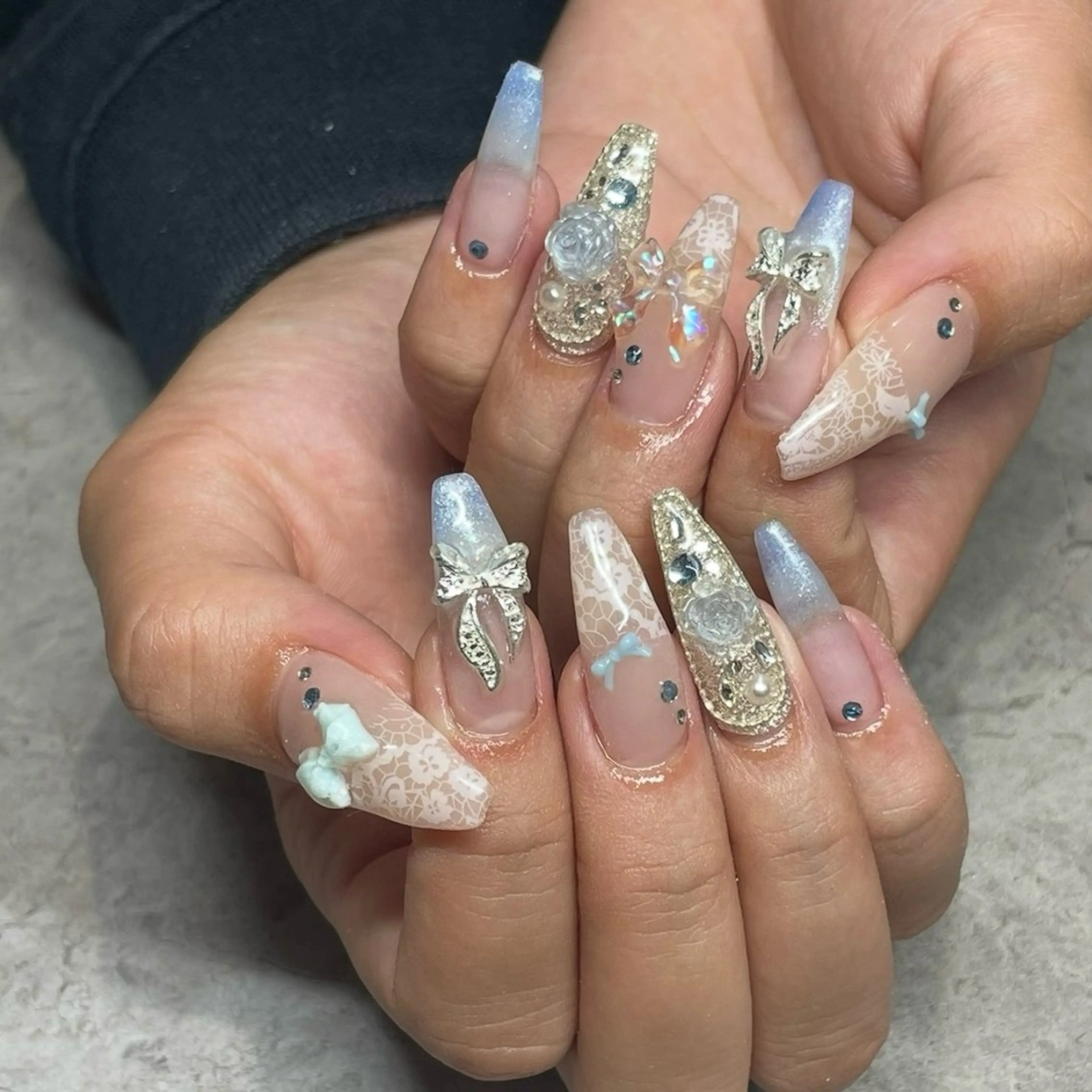 ネイル ハンドネイル IROHA NAIL Kurumi🪽🫧のネイルデザイン