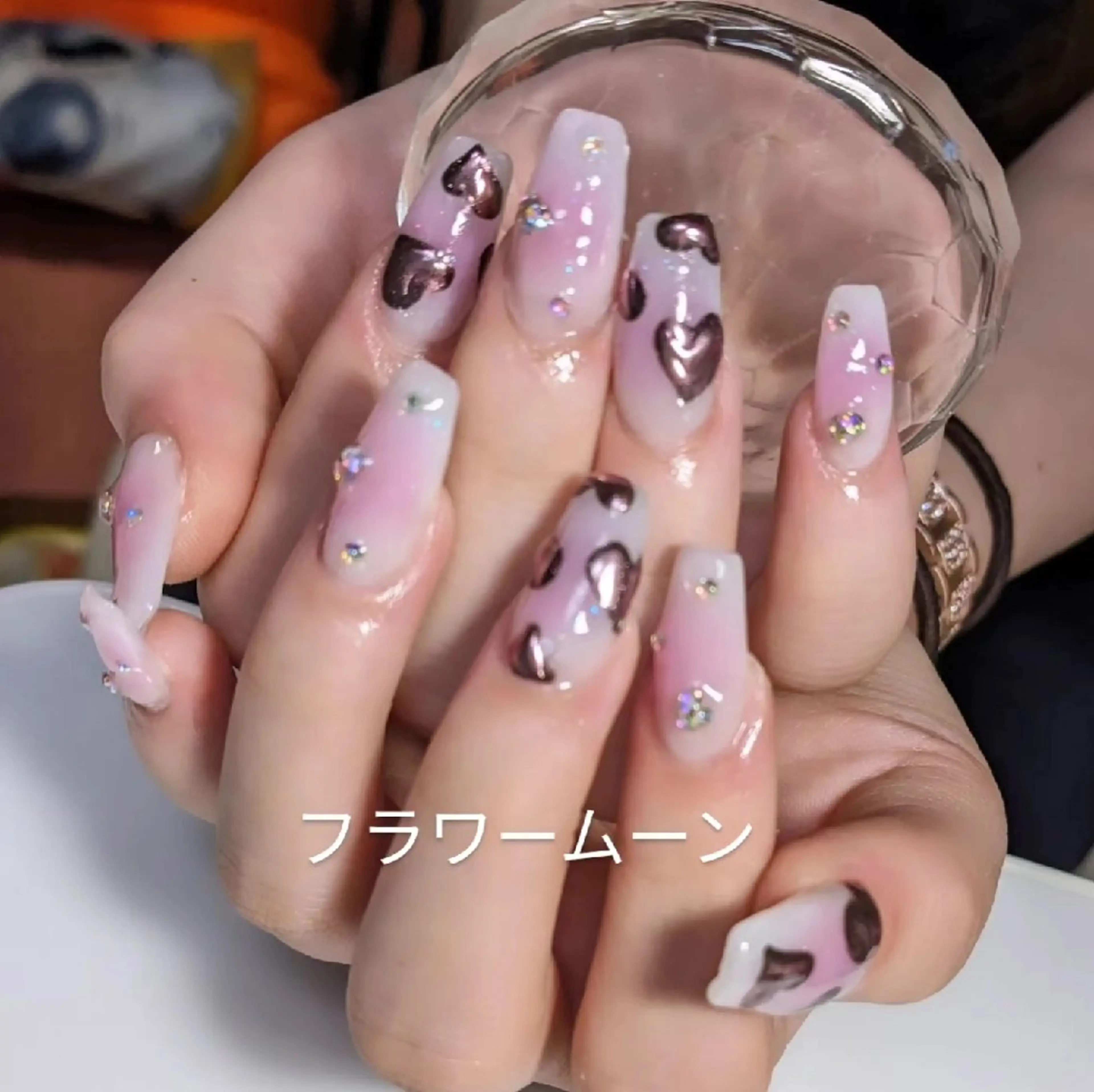 ネイル チークネイル ハート ミラーネイル フラワー ムーンのネイルデザイン