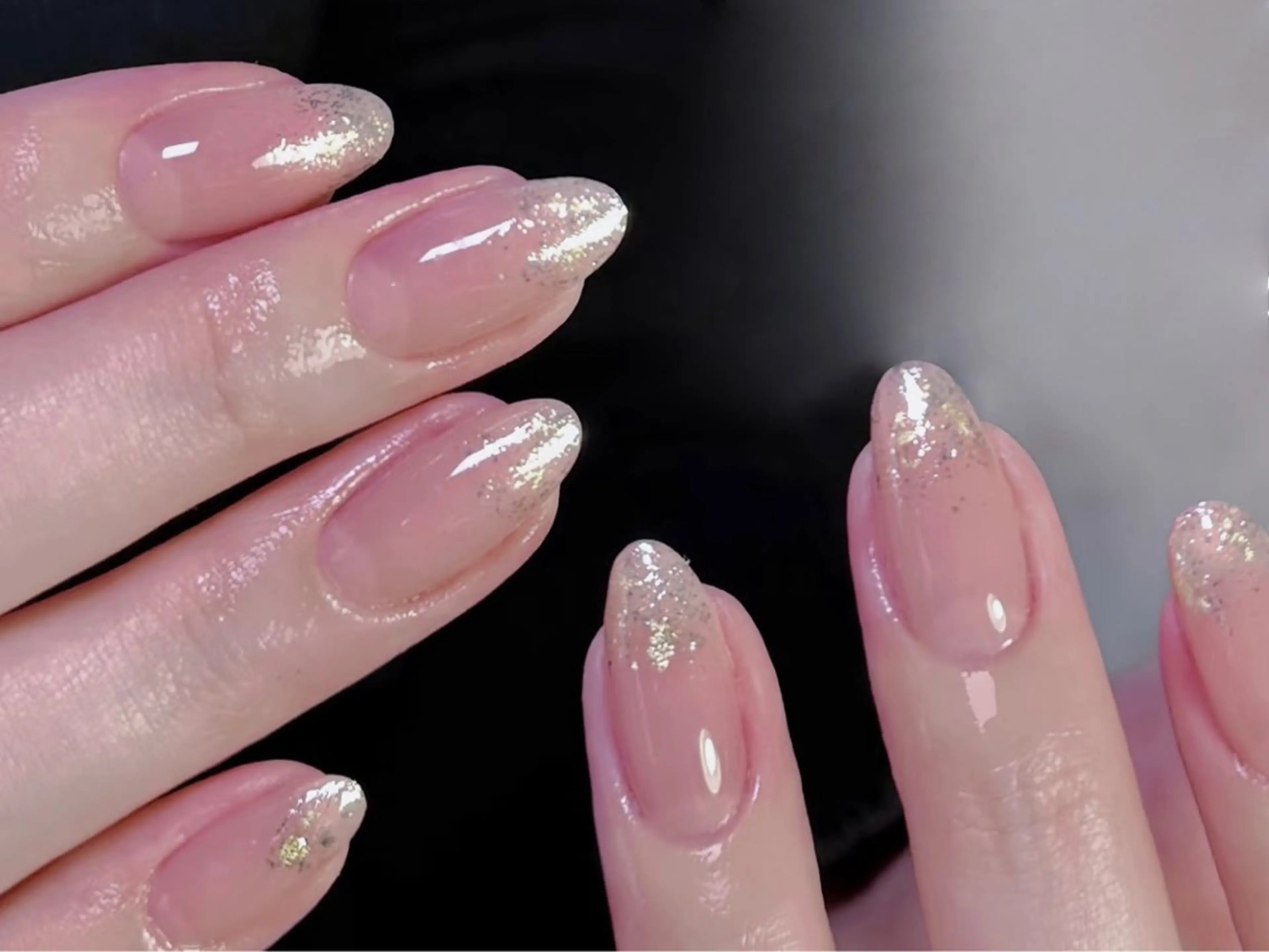 ミディアム ハンドネイル ハンドケア NAILS Soraのネイルデザイン