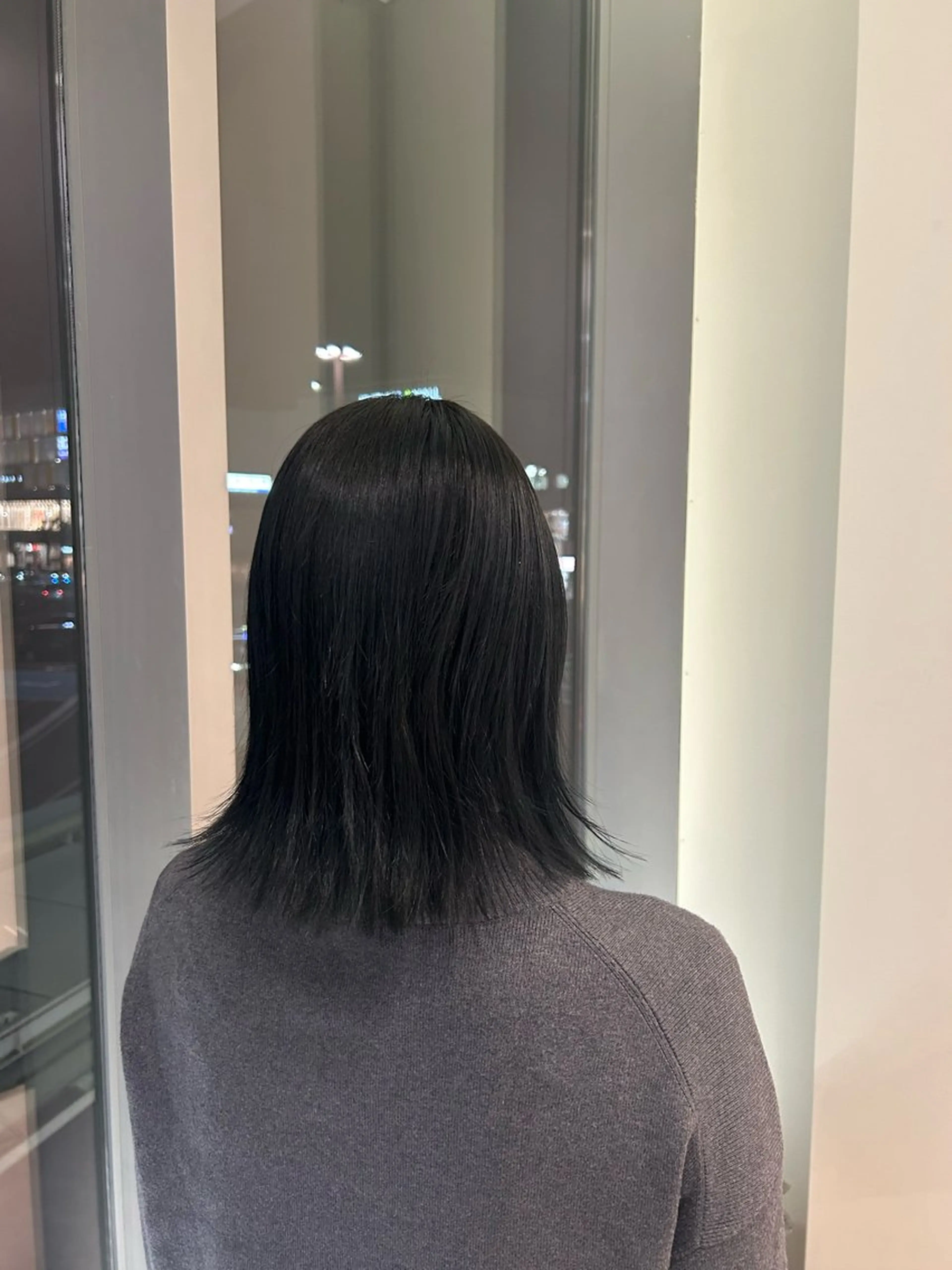 ミディアム 小谷 歩花のヘアスタイル