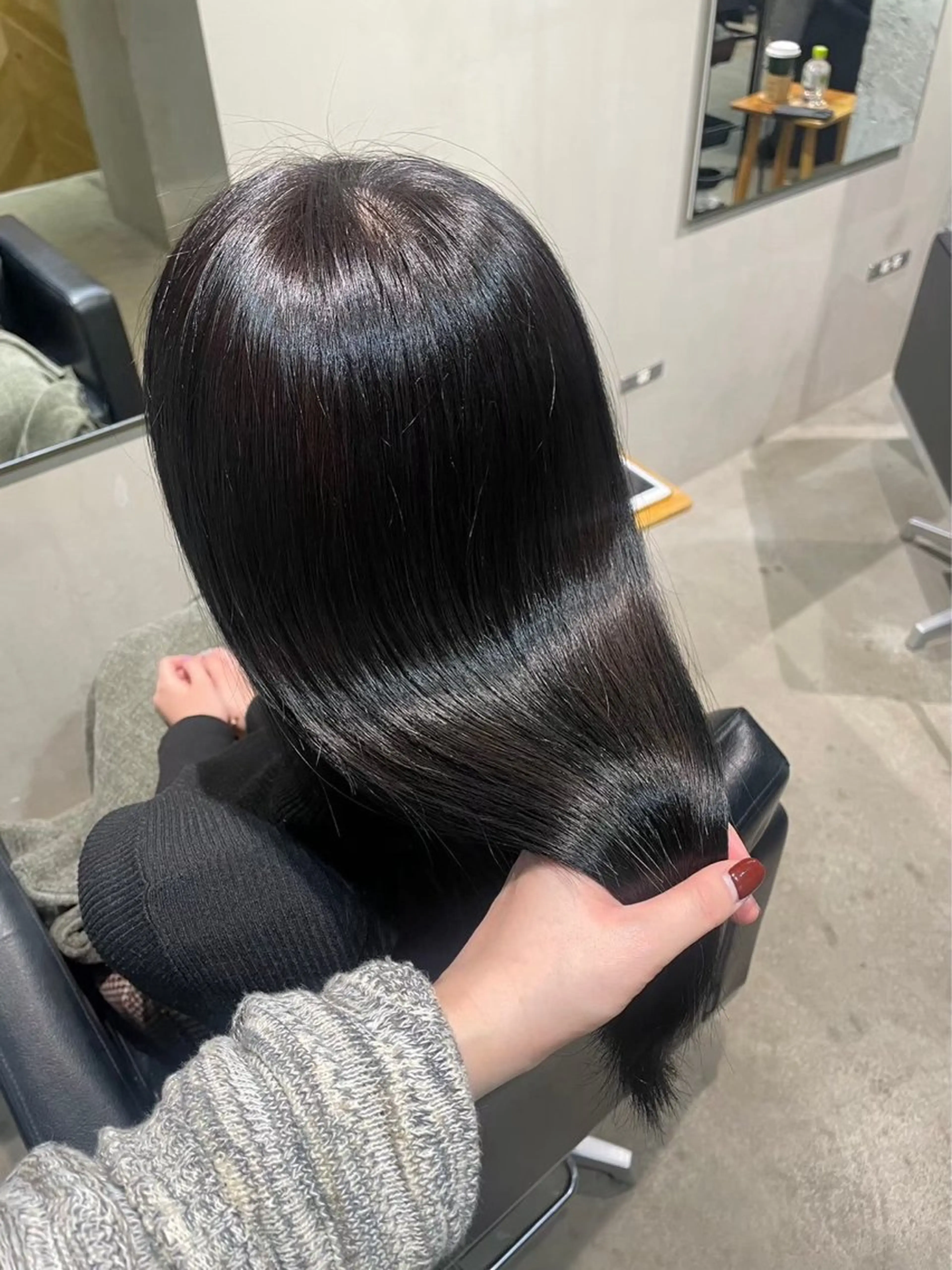 ロング 縮毛矯正 レイヤーカット‎🤍 /ともえ🤎🧸のヘアスタイル