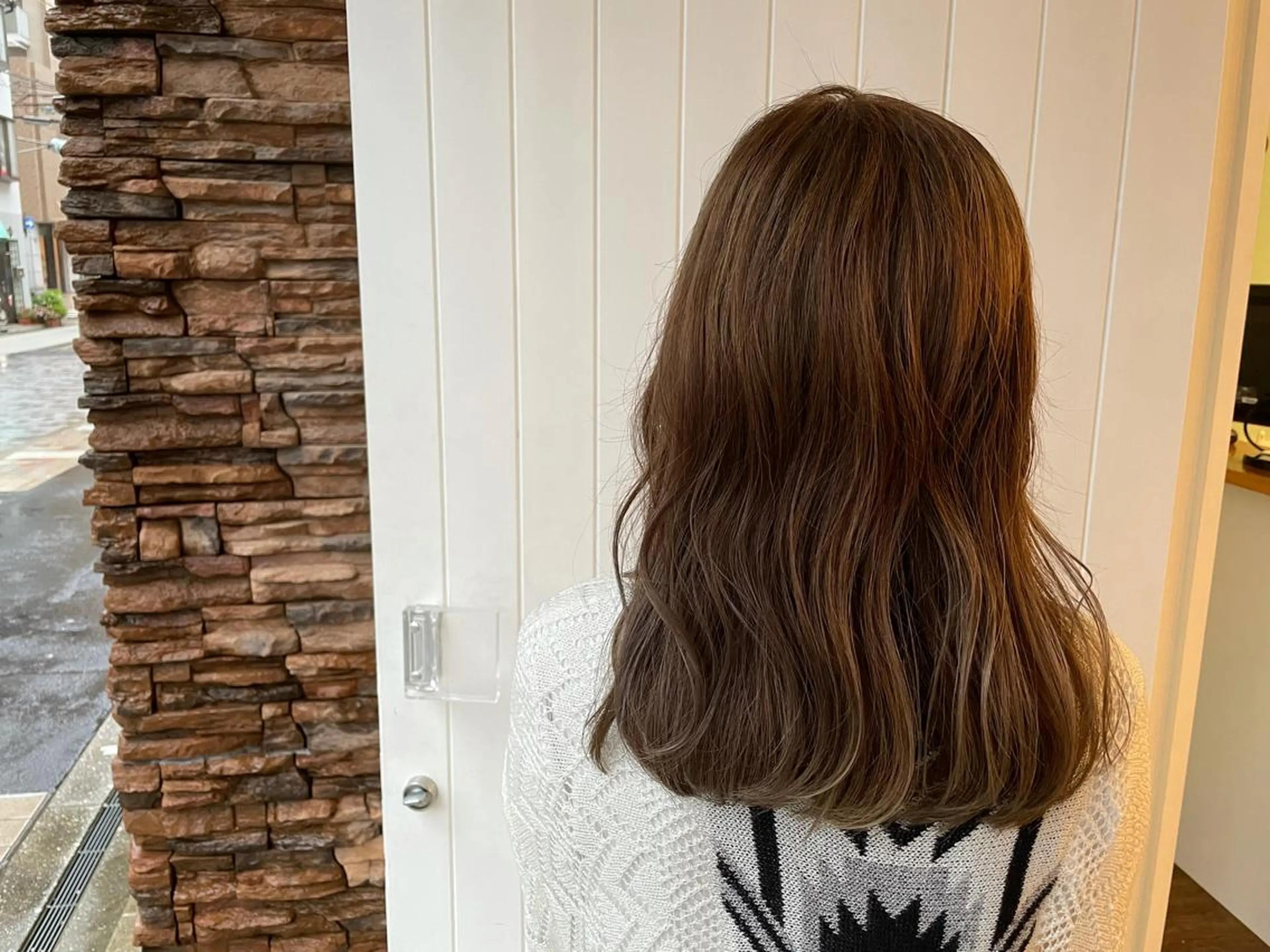 セミロング カラー 髪質改善✨️透明感カ ラー✧*。山下さいみのヘアスタイル