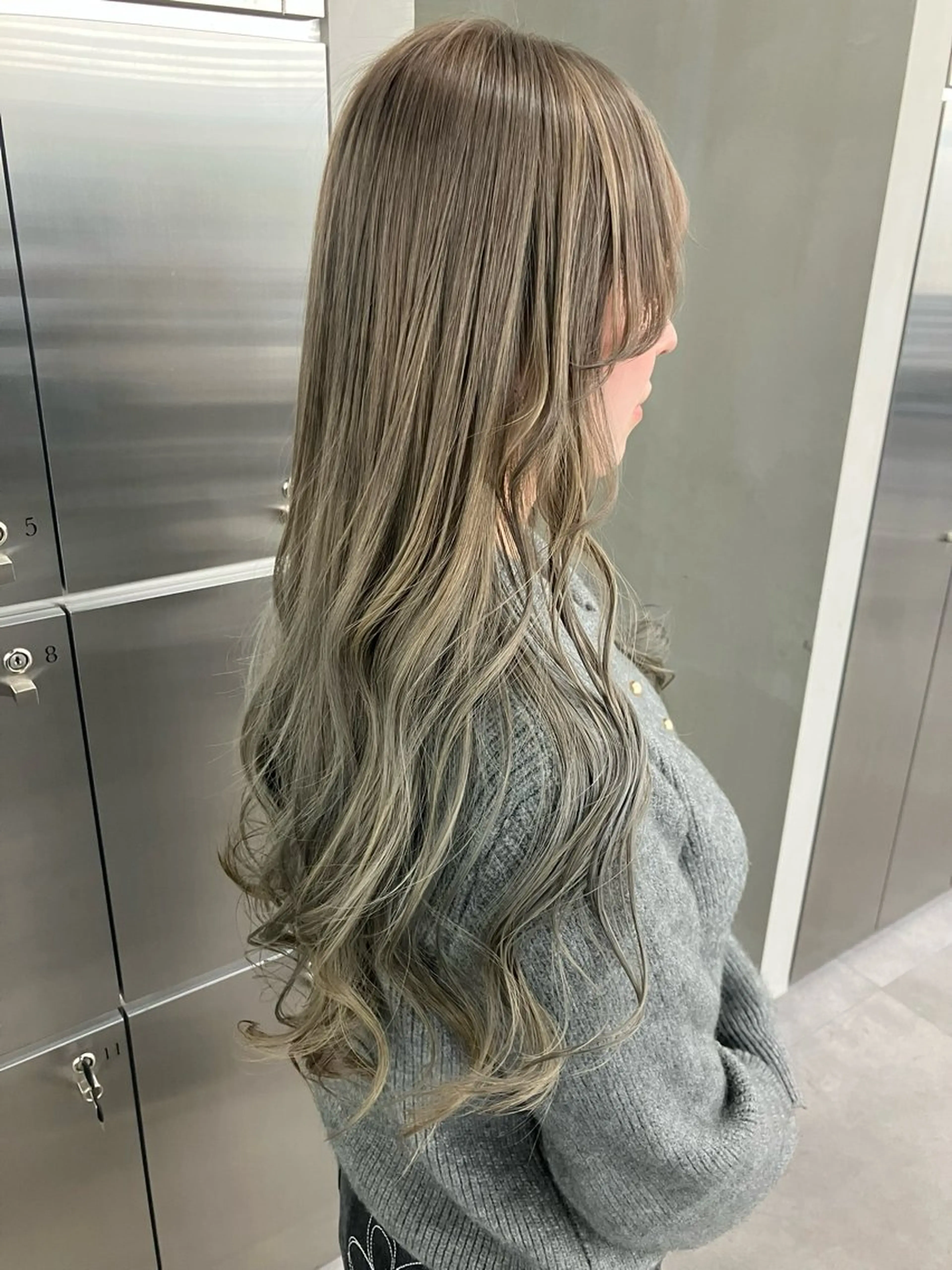 メイクやファッションと連動させた似合わせカット✨トリートメント付き✨の写真