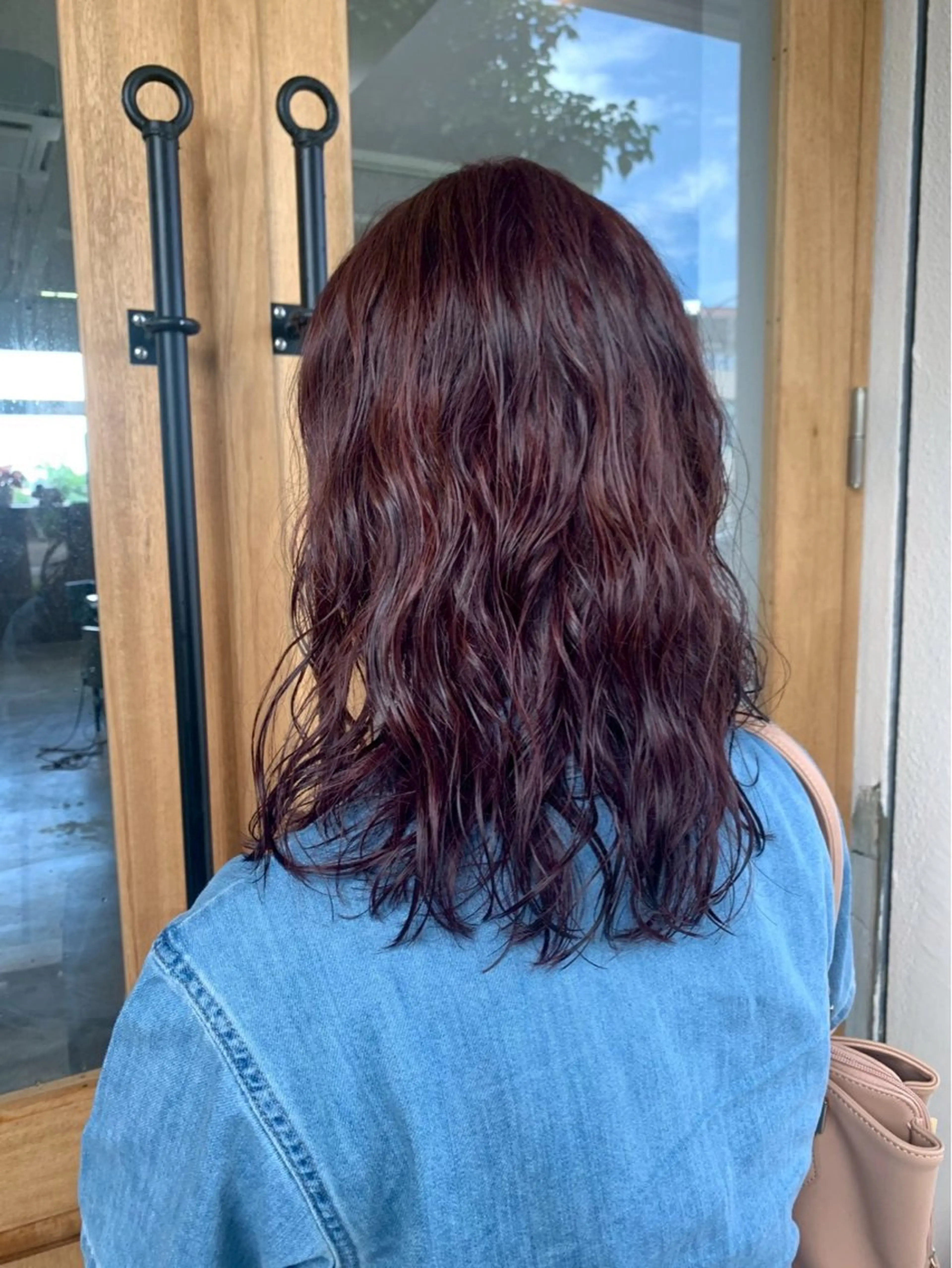 カラー くるみ avedaのヘアスタイル