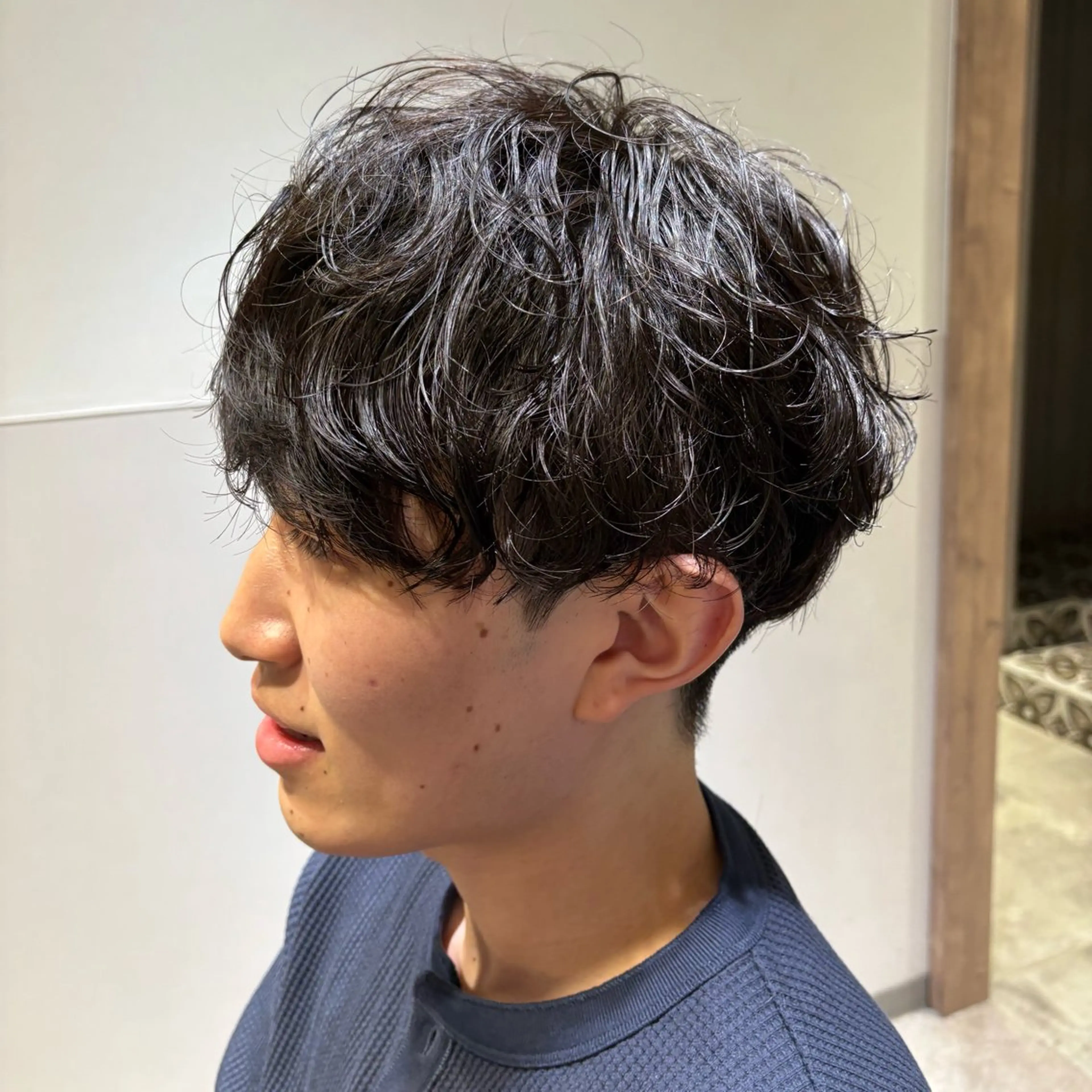 ショート パーマ 渡辺 健太郎のヘアスタイル