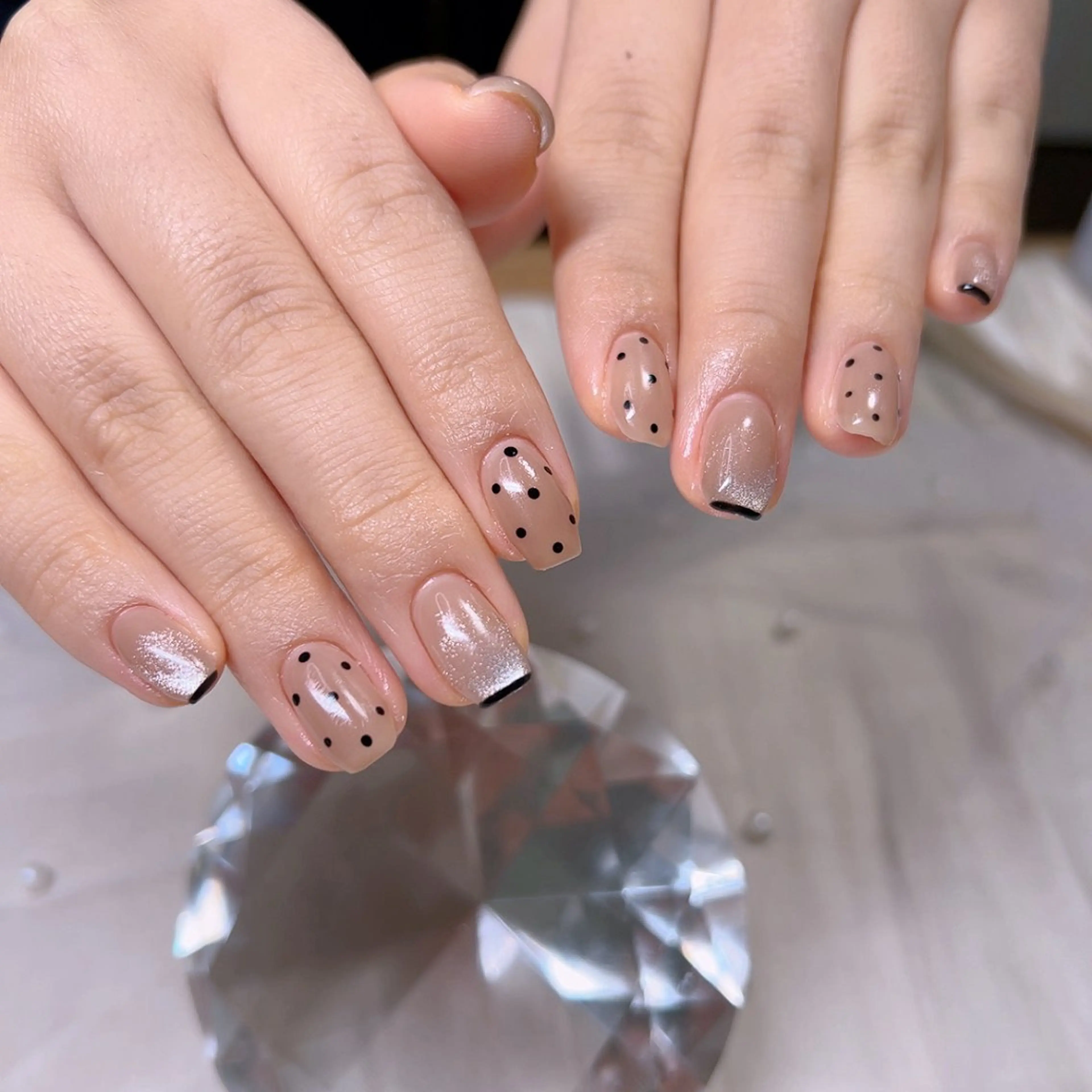 ネイル ドット マグネットネイル オフィスネイル Cute Tips nailのネイルデザイン