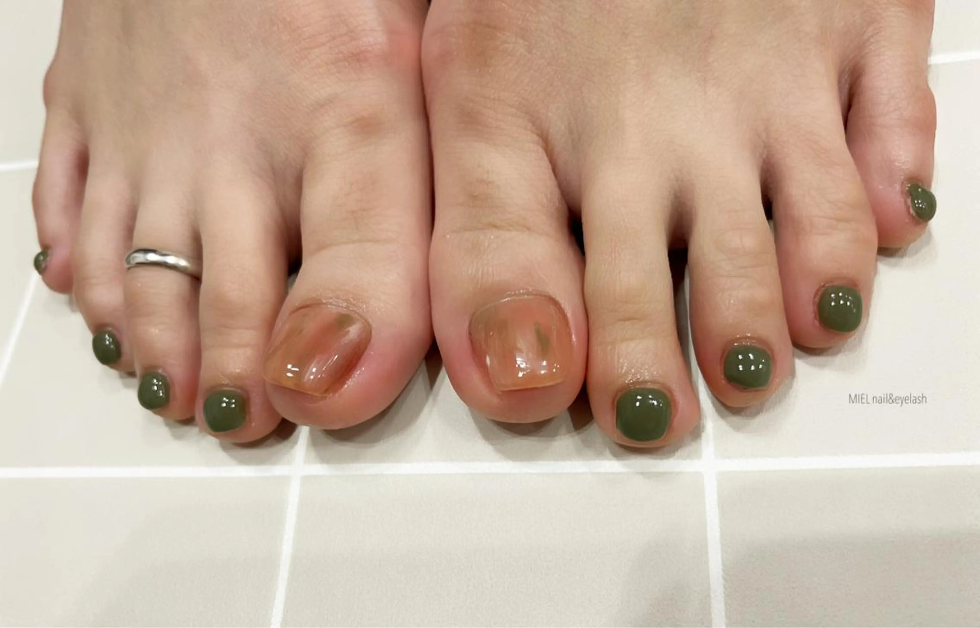 ネイル ニュアンスネイル フットネイル nail salon monailのネイルデザイン