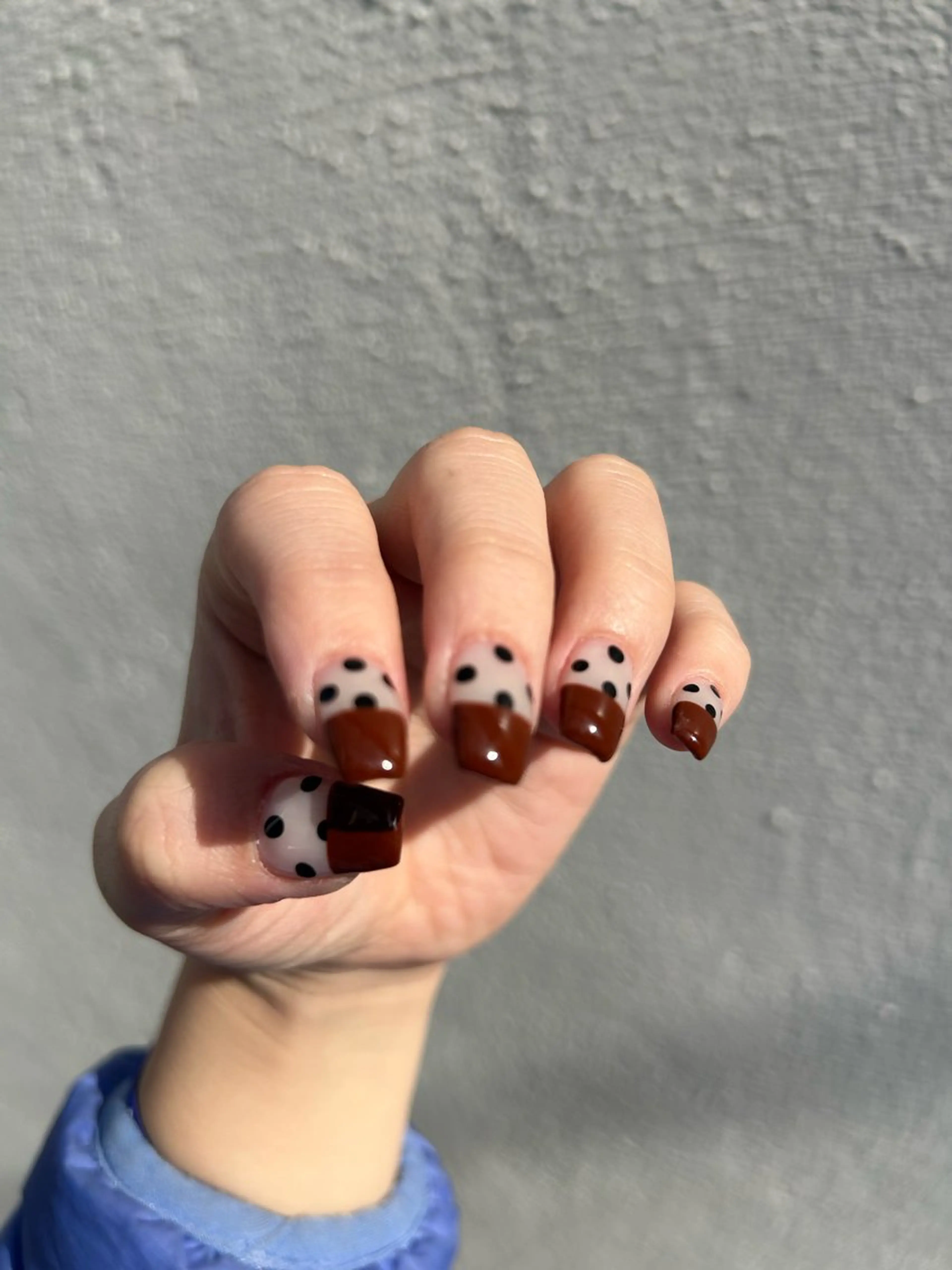 ネイル ドット ニュアンスネイル シンプルネイル sakae yurinaのネイルデザイン