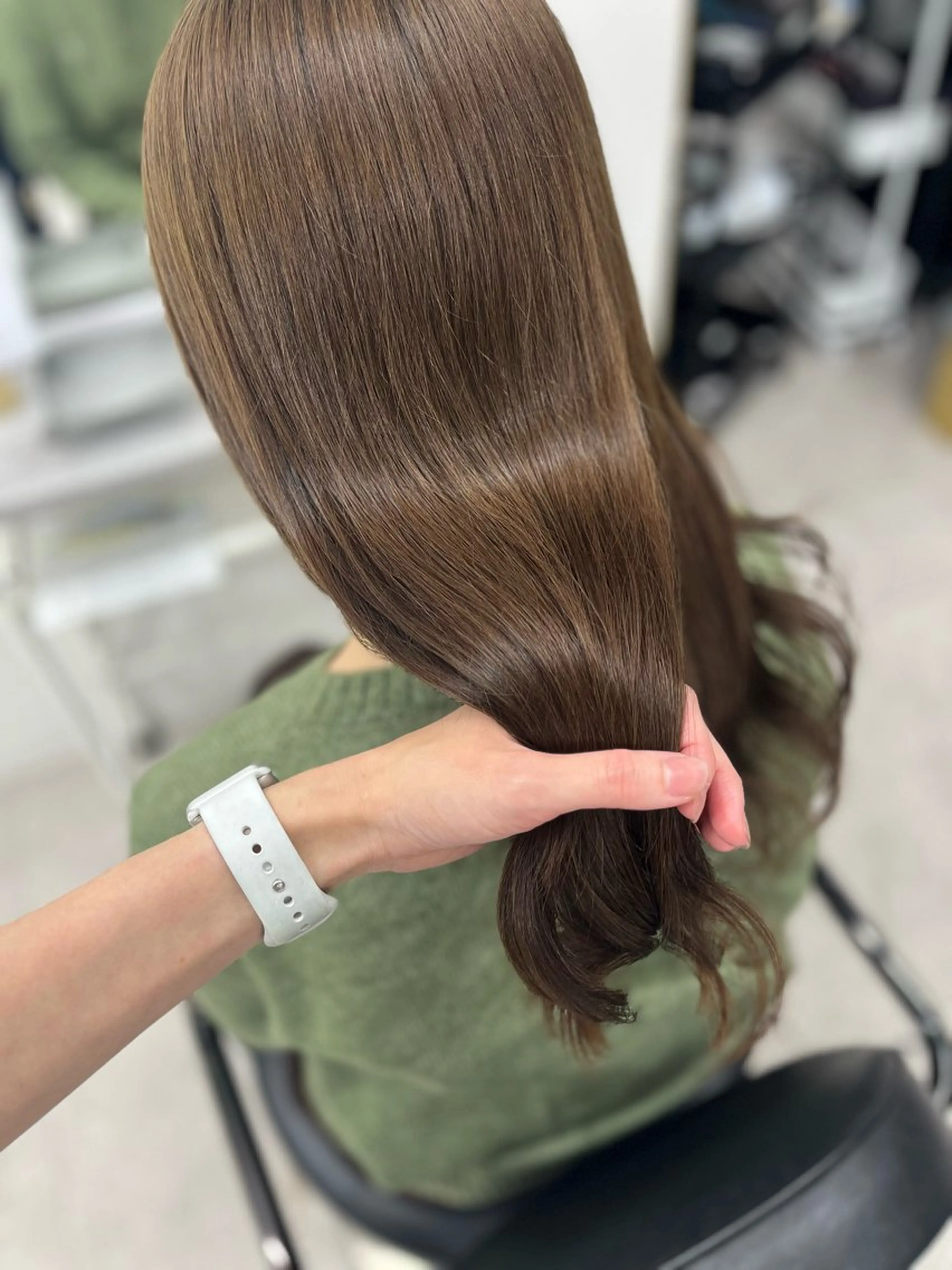 ロング カラー ベージュカラー オリーブベージュ カット ヘアカラー トリートメント 🫧ぷる艶カラー🫧 Yuubi🦩のヘアスタイル