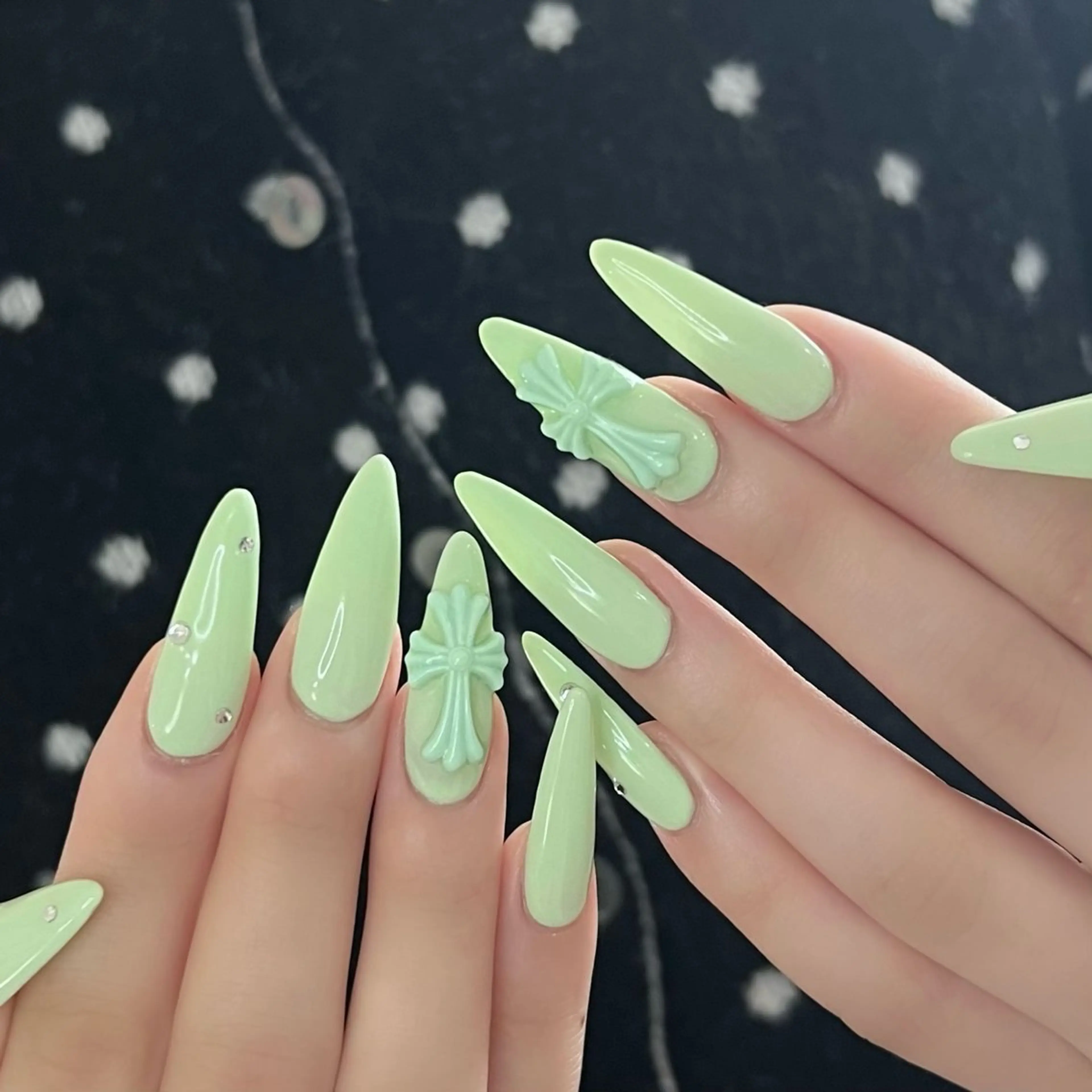 ネイル yuan⭐️ pas á pasのネイルデザイン