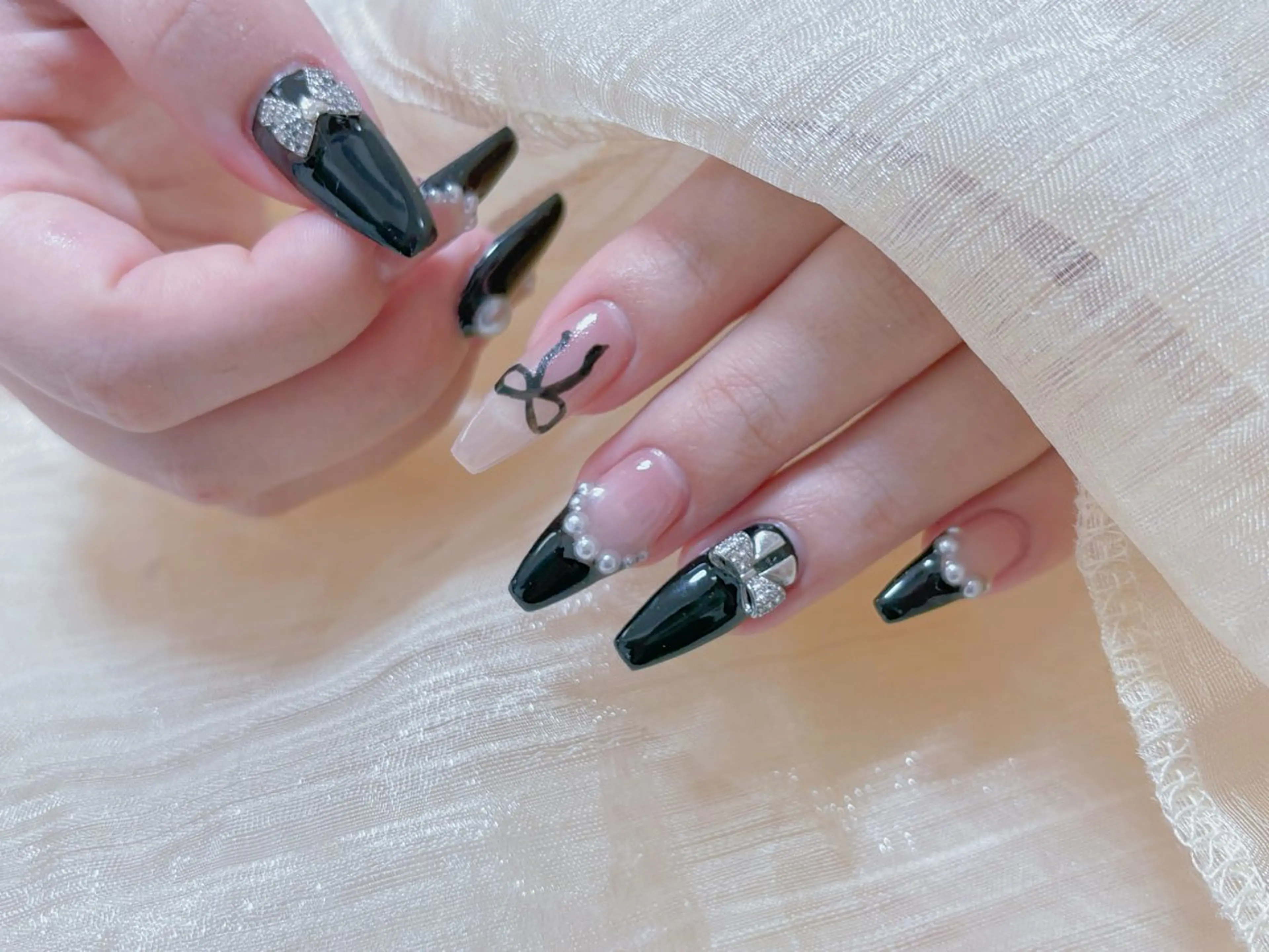 ネイル ネイルサロンエクラ 🫧Shizukaのネイルデザイン