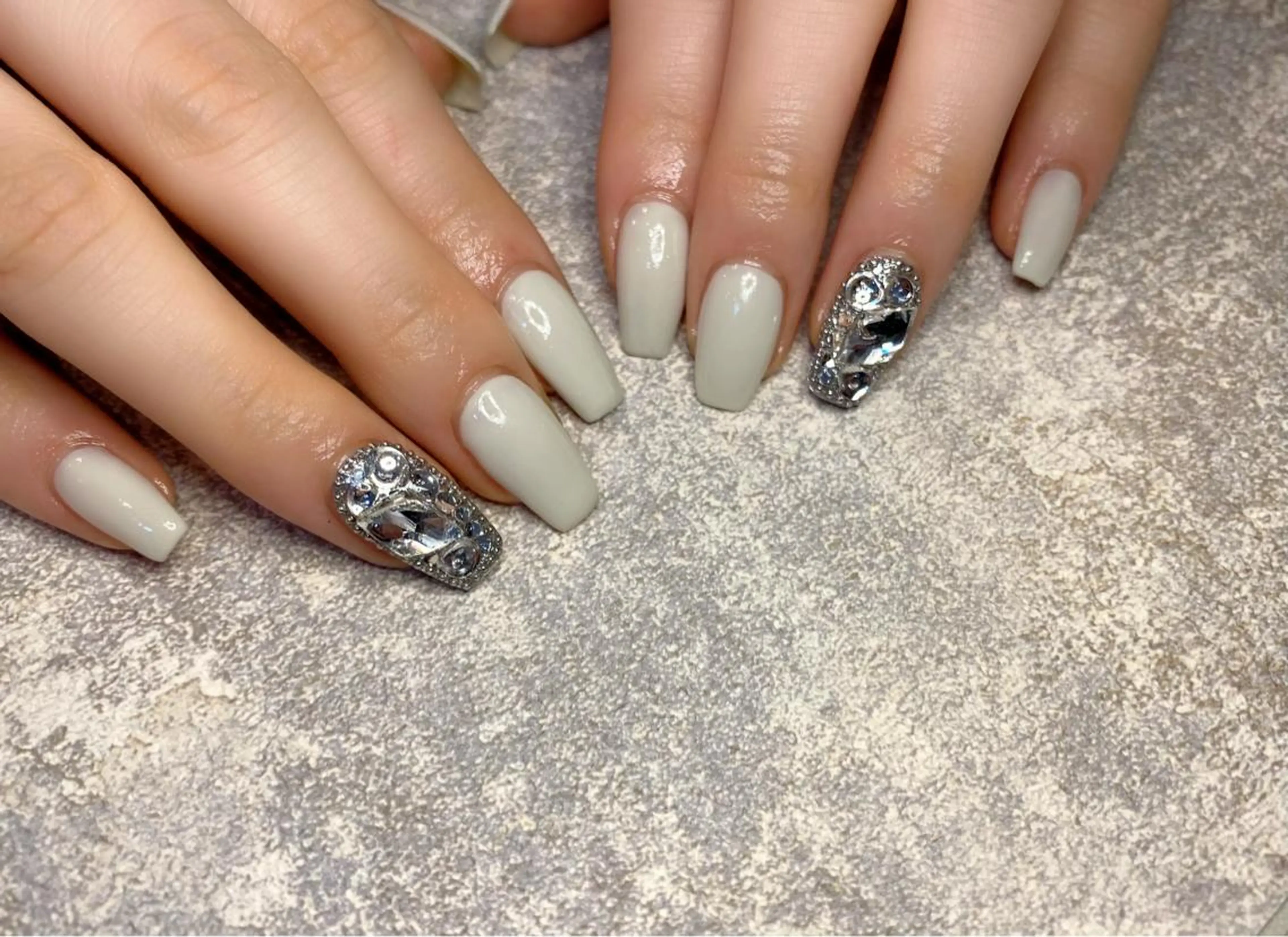 ネイル Lino+ ネイル&よもぎ蒸しのネイルデザイン