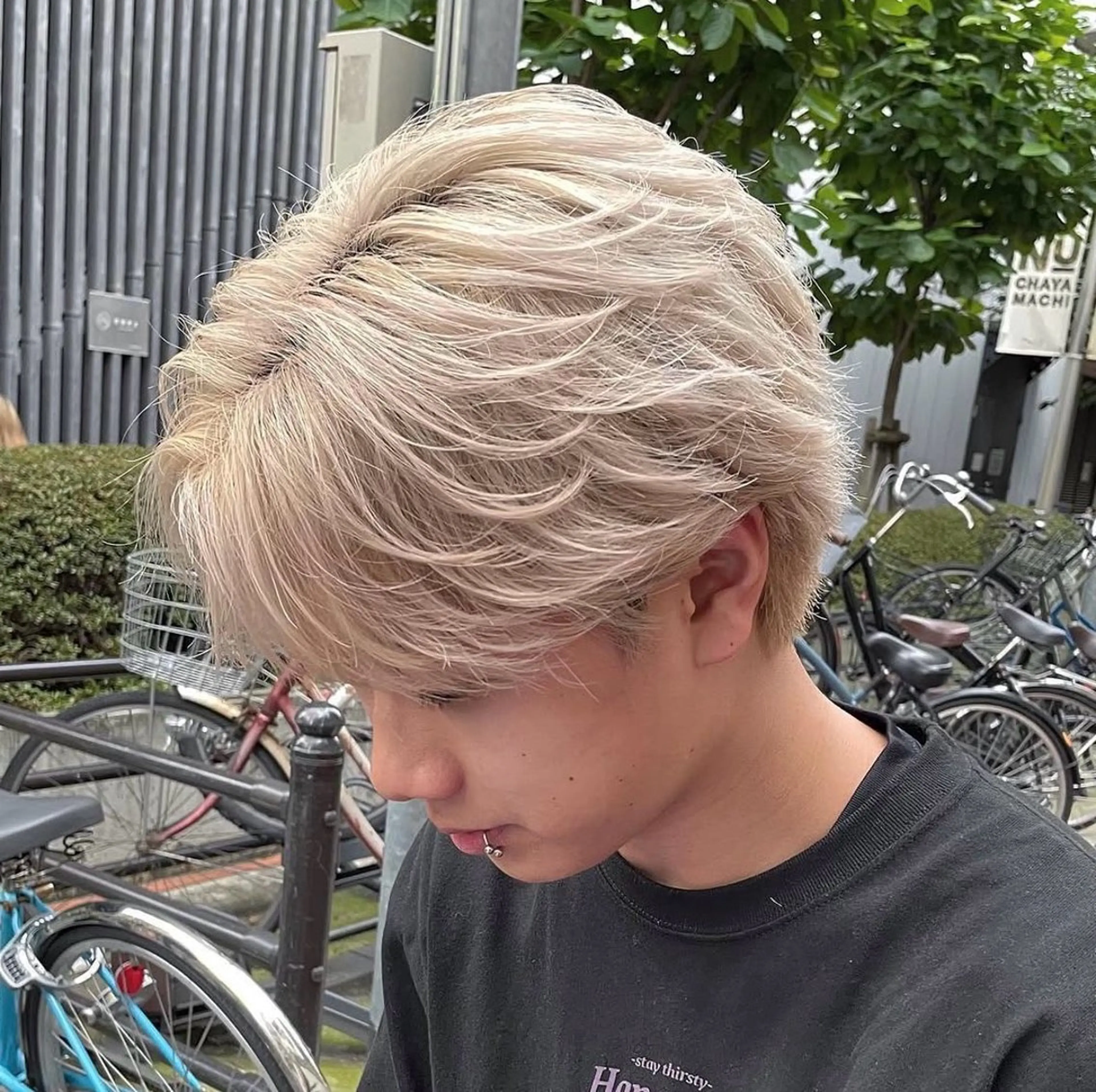 ショート ショートヘア ヘアカラー スパイキーショート/ 吉村駿佑のヘアスタイル