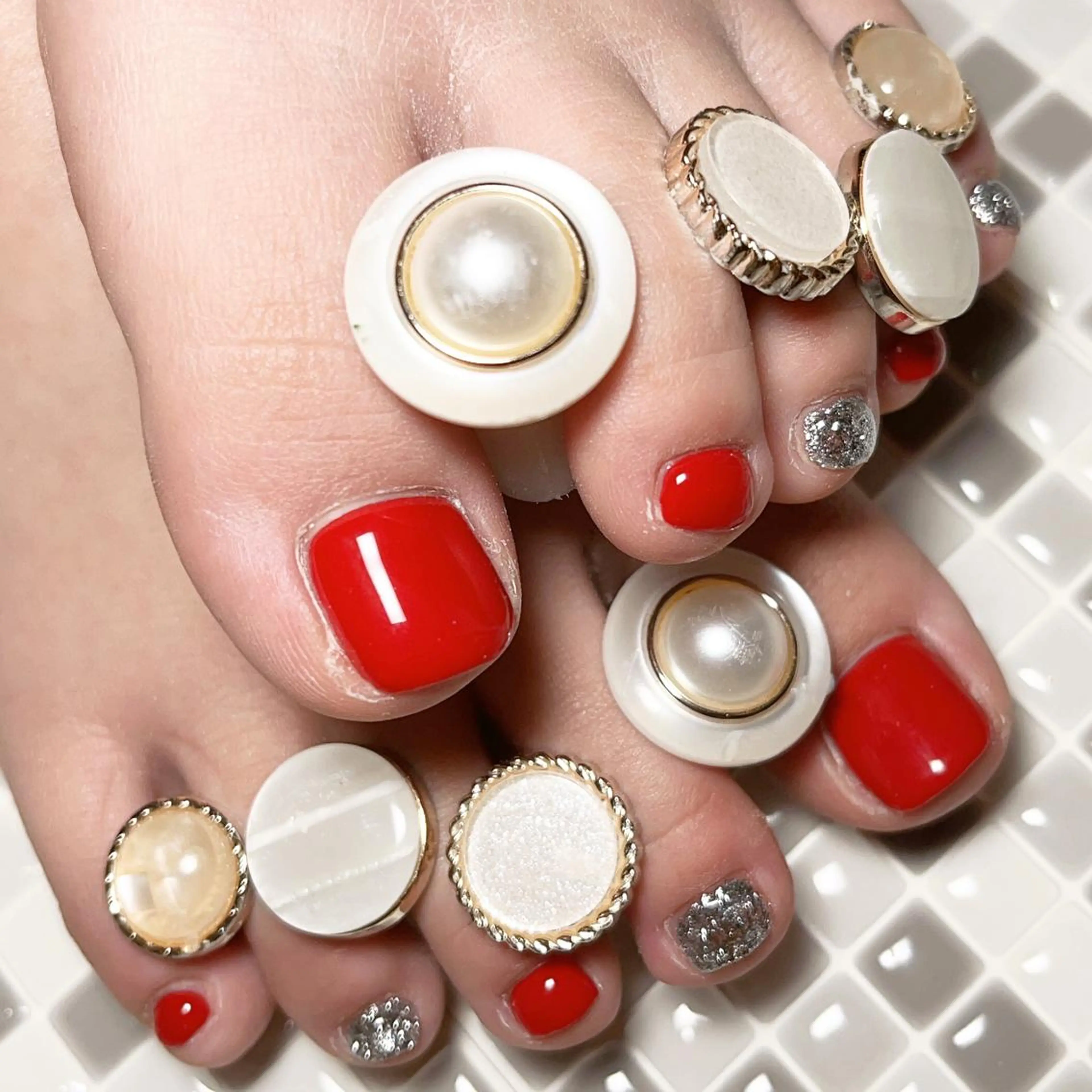 ネイル フットネイル nailist yuiのネイルデザイン