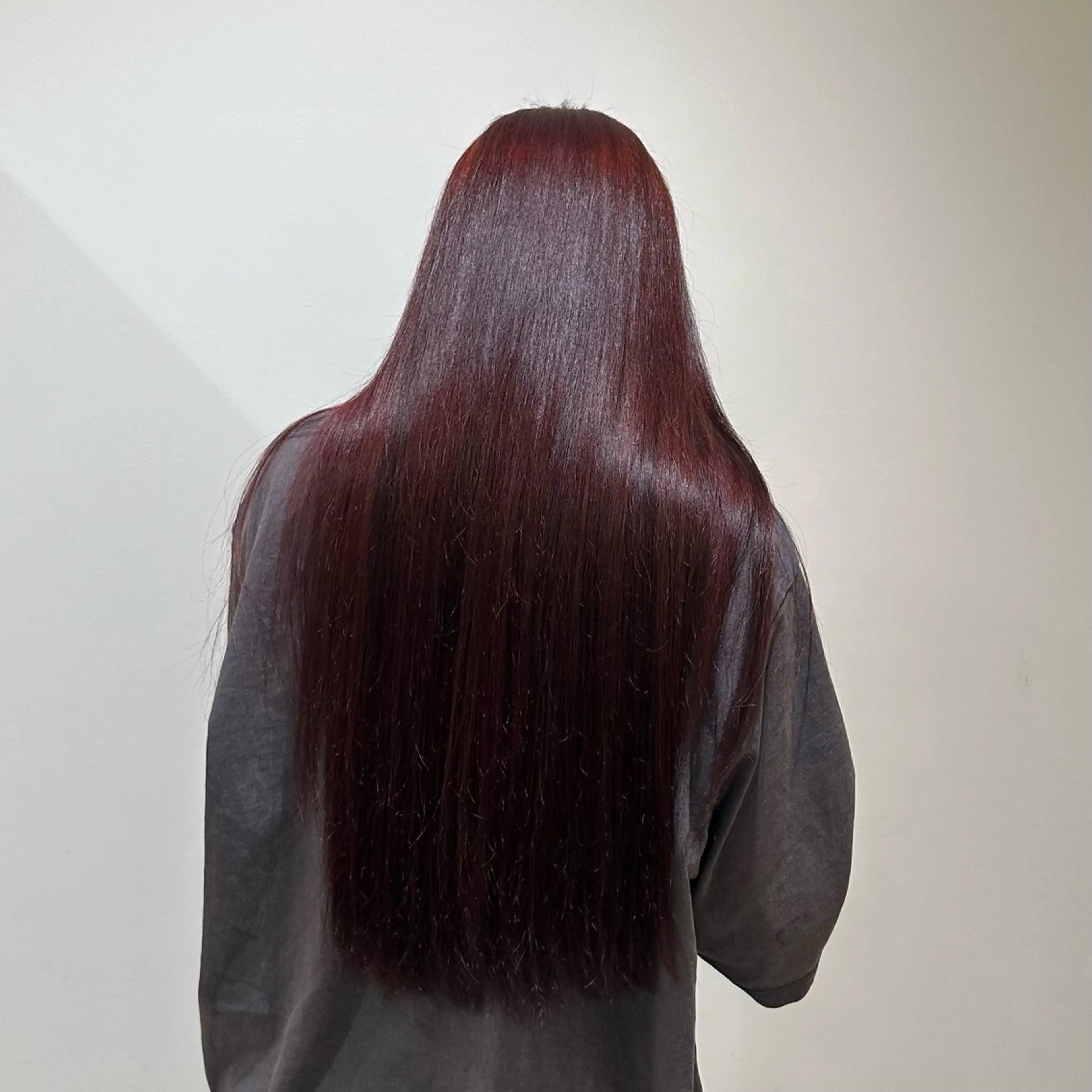 ロング BISCO hair 小西冬馬 縮毛矯正のヘアスタイル