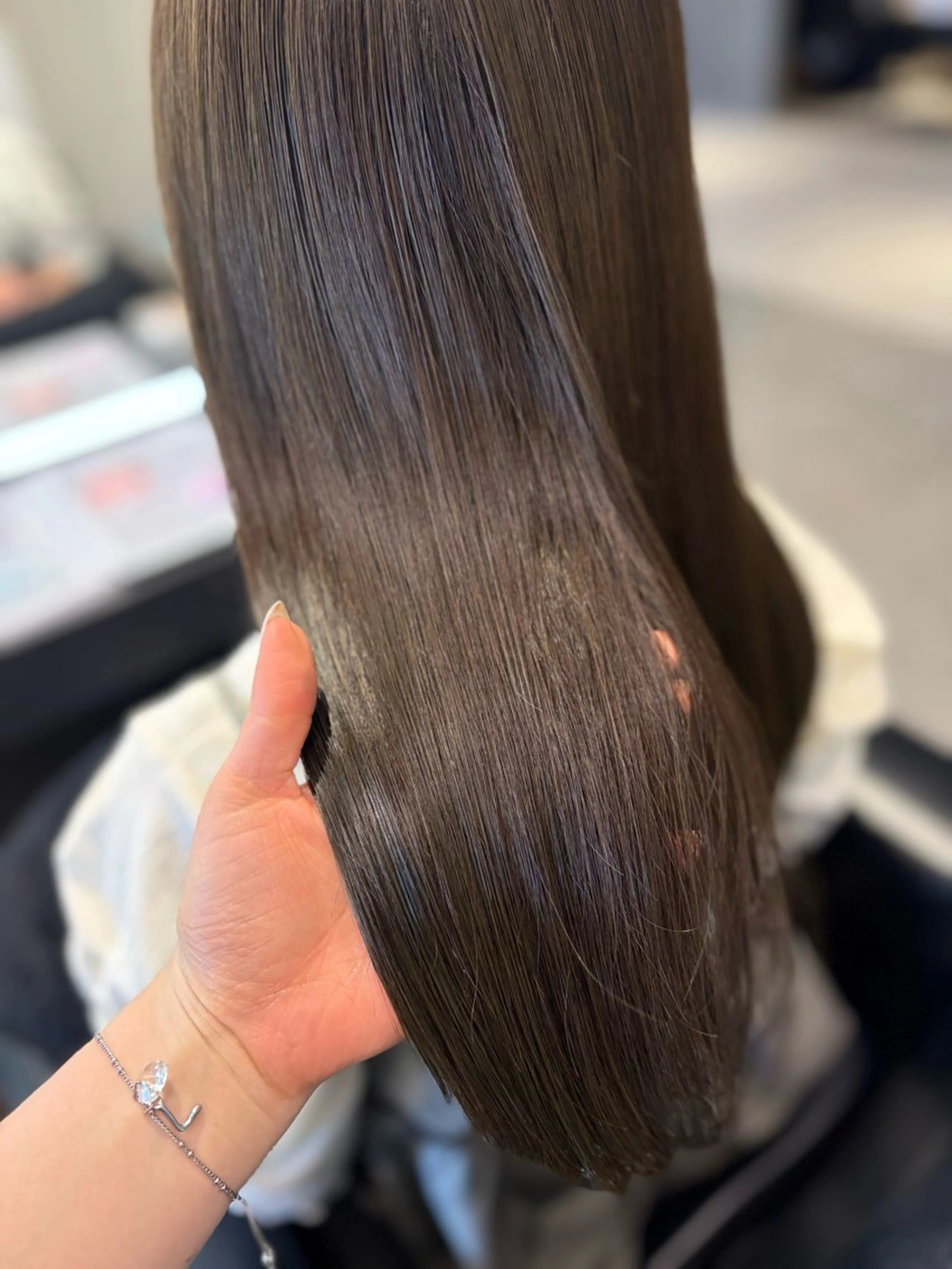 ミディアム 似合わせカット 髪質改善・水素カラー ARIA(ému)のヘアスタイル