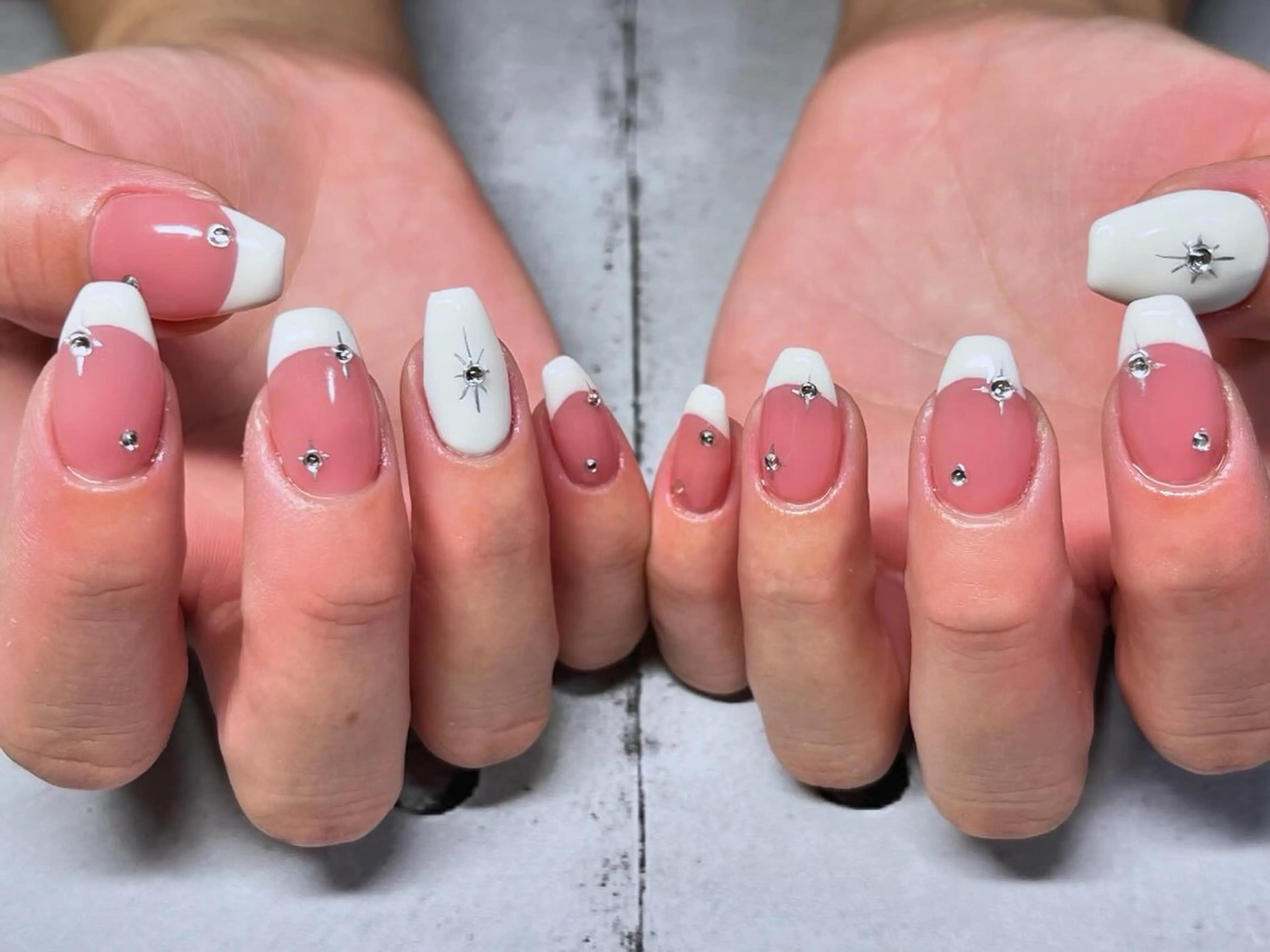 ネイル アートネイル フレンチネイル ハンドネイル まり りぃ〜んのネイルデザイン