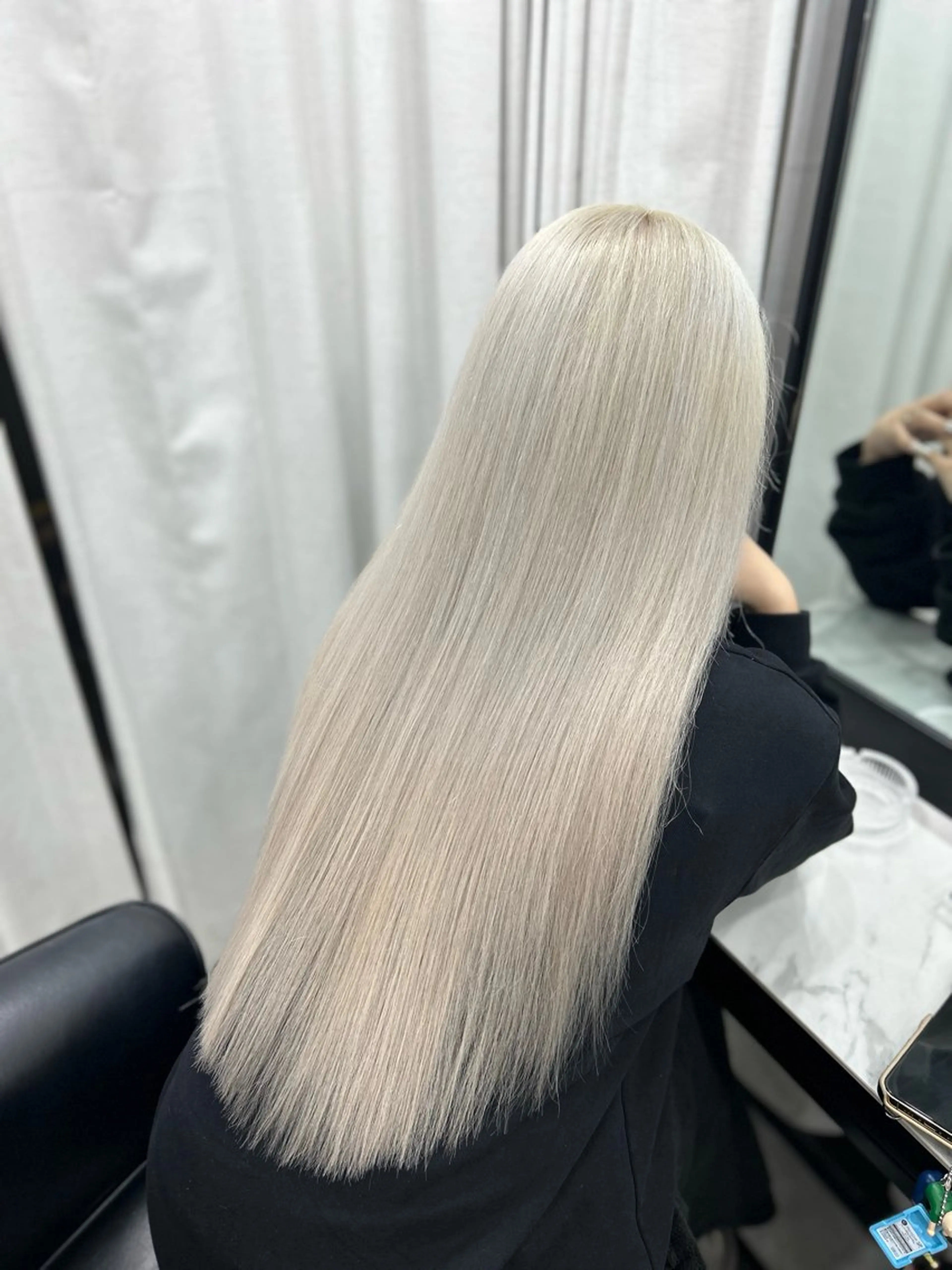 ロング Wistell 渋谷 ASUKAのヘアスタイル