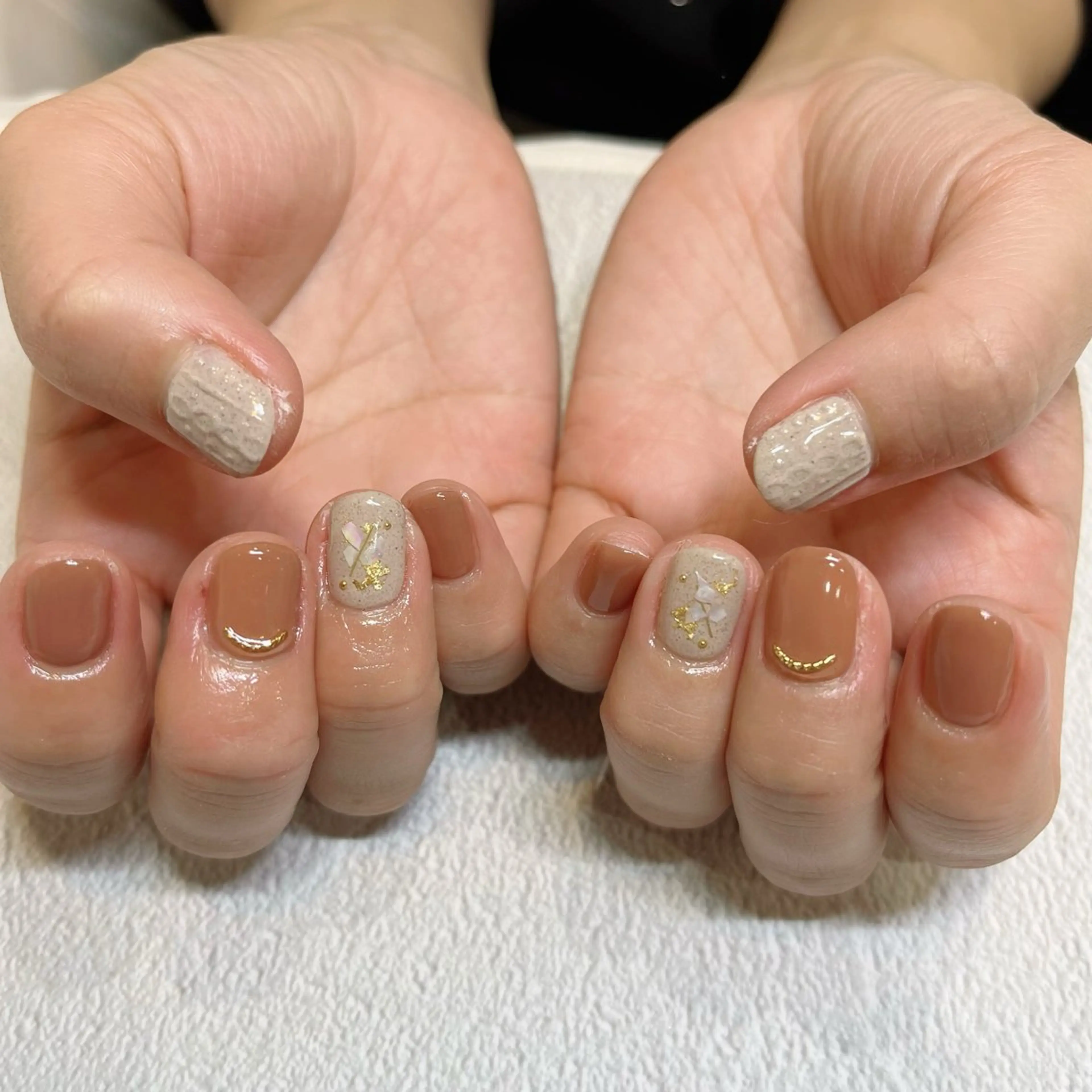 ネイル REMIA 🤍 NAKANEのネイルデザイン