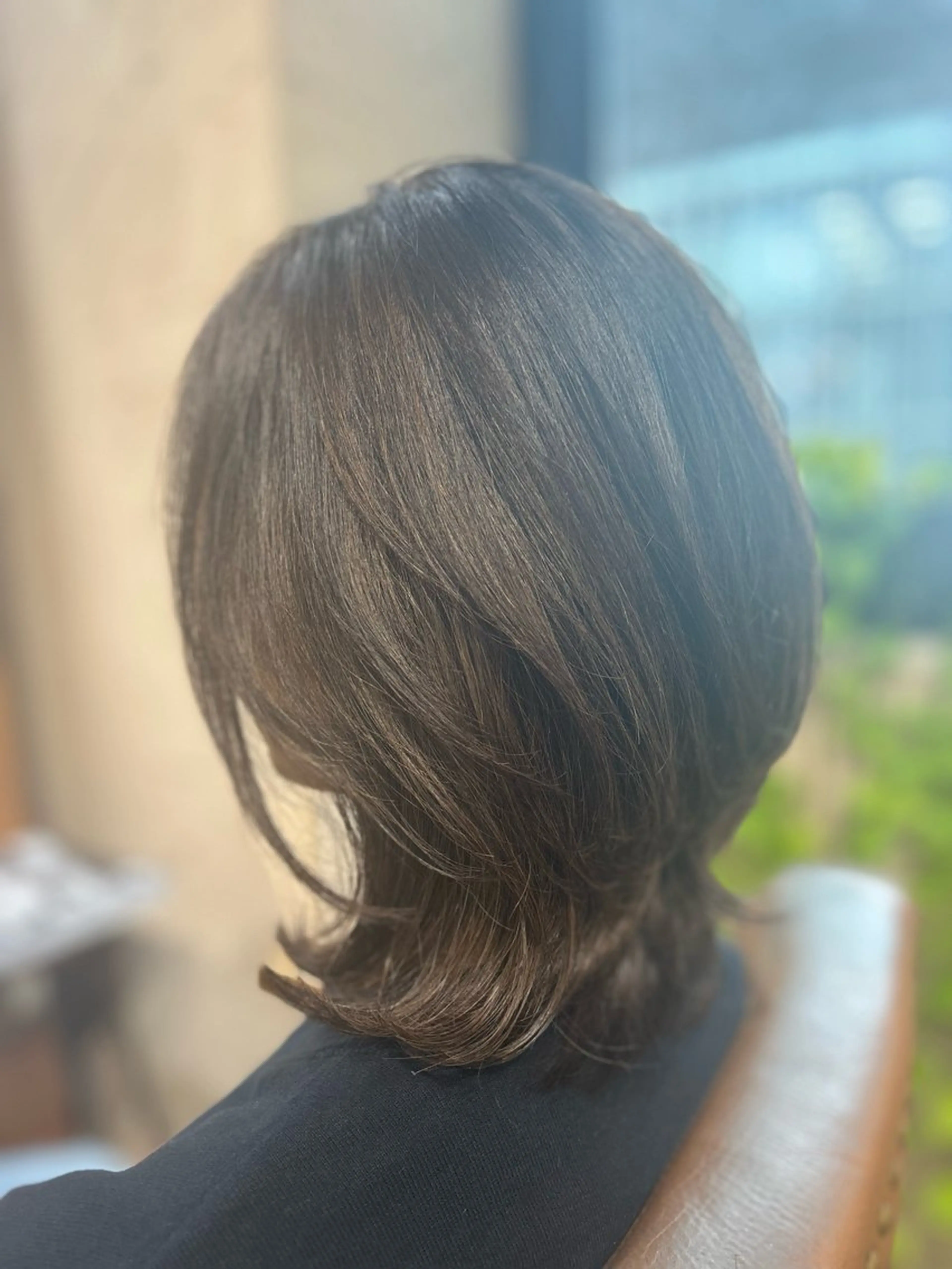 セミロング カラー レイヤーカット 外ハネヘア ウルフカット 艶髪/髪質改善/ レイヤー/鈴木慎一のヘアスタイル