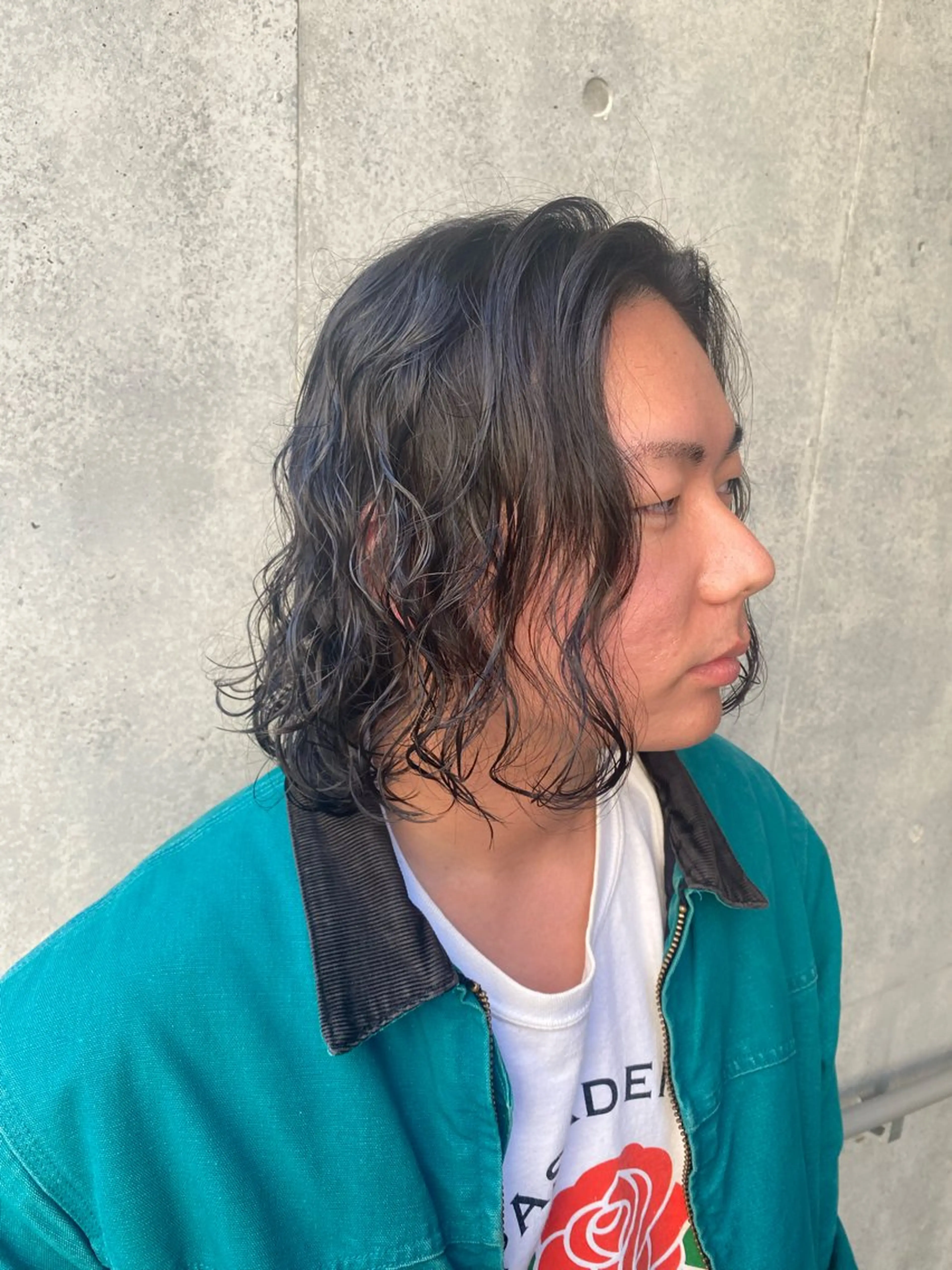 ミディアム 似合わせパーマ 渡辺尚暉のヘアスタイル