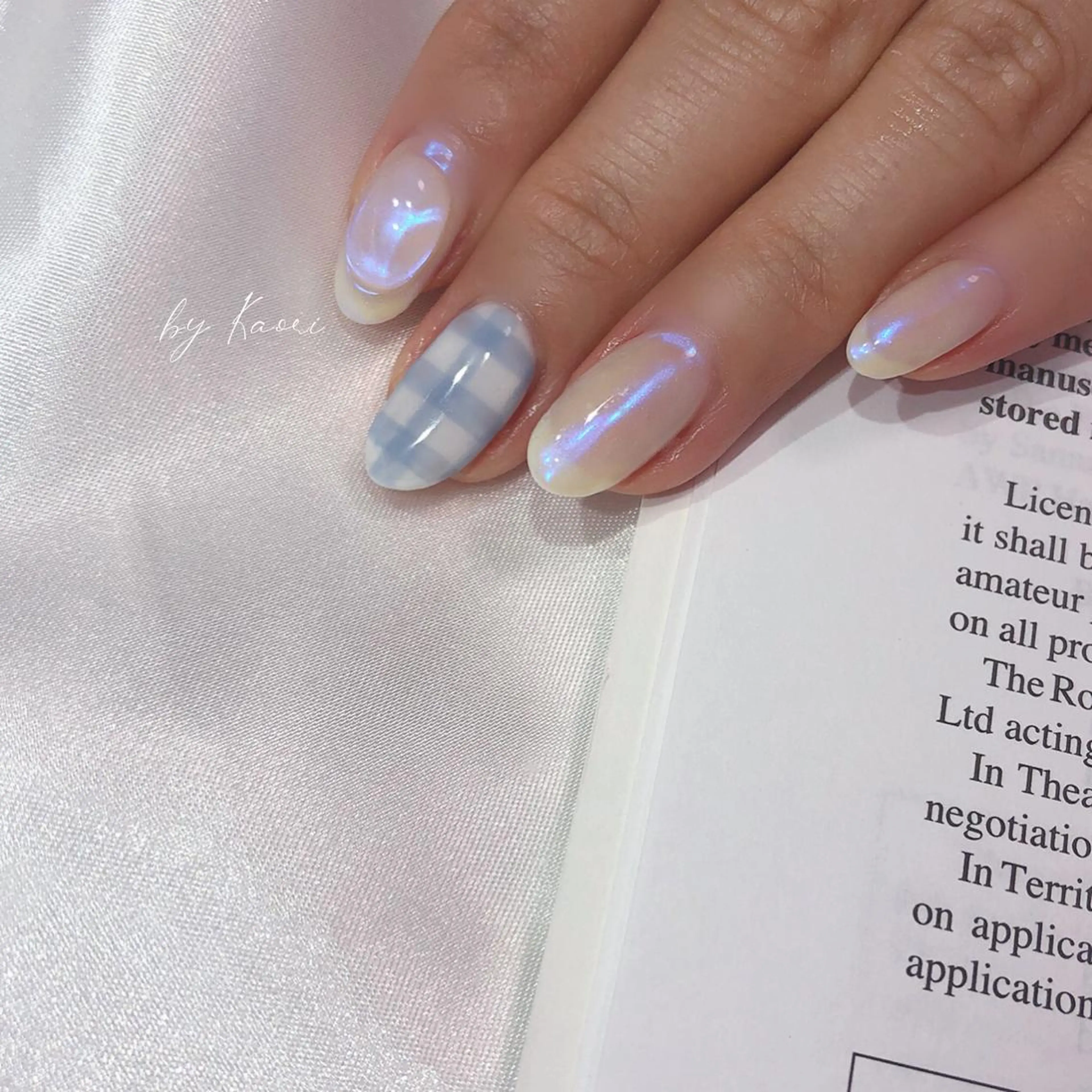 ネイル オーロラネイル ブルー ブラウン カジュアル フラワーネイル _Defi_ by Kaoriのネイルデザイン