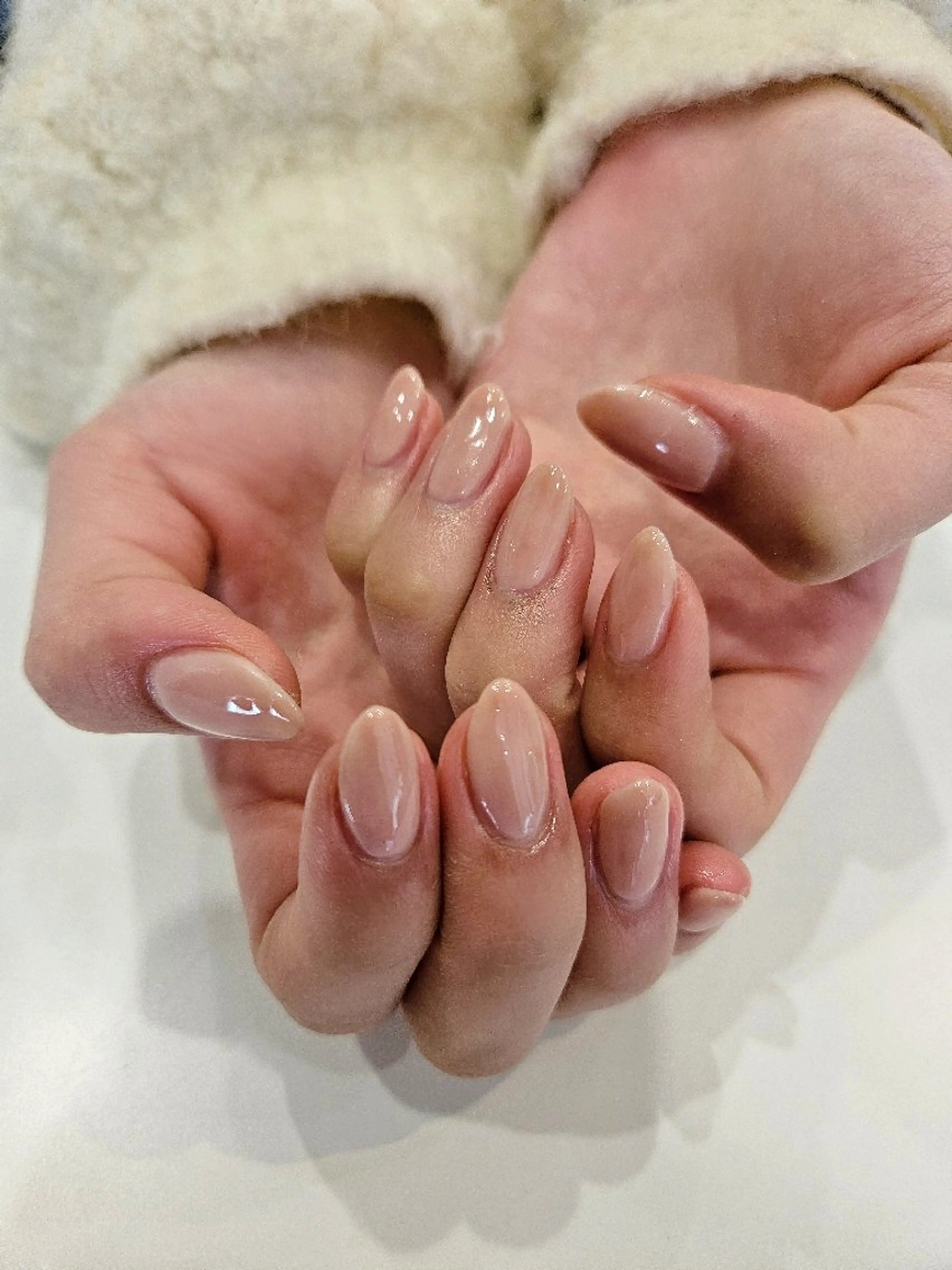 ネイル ハンドネイル 関口 友菜のヘアスタイル