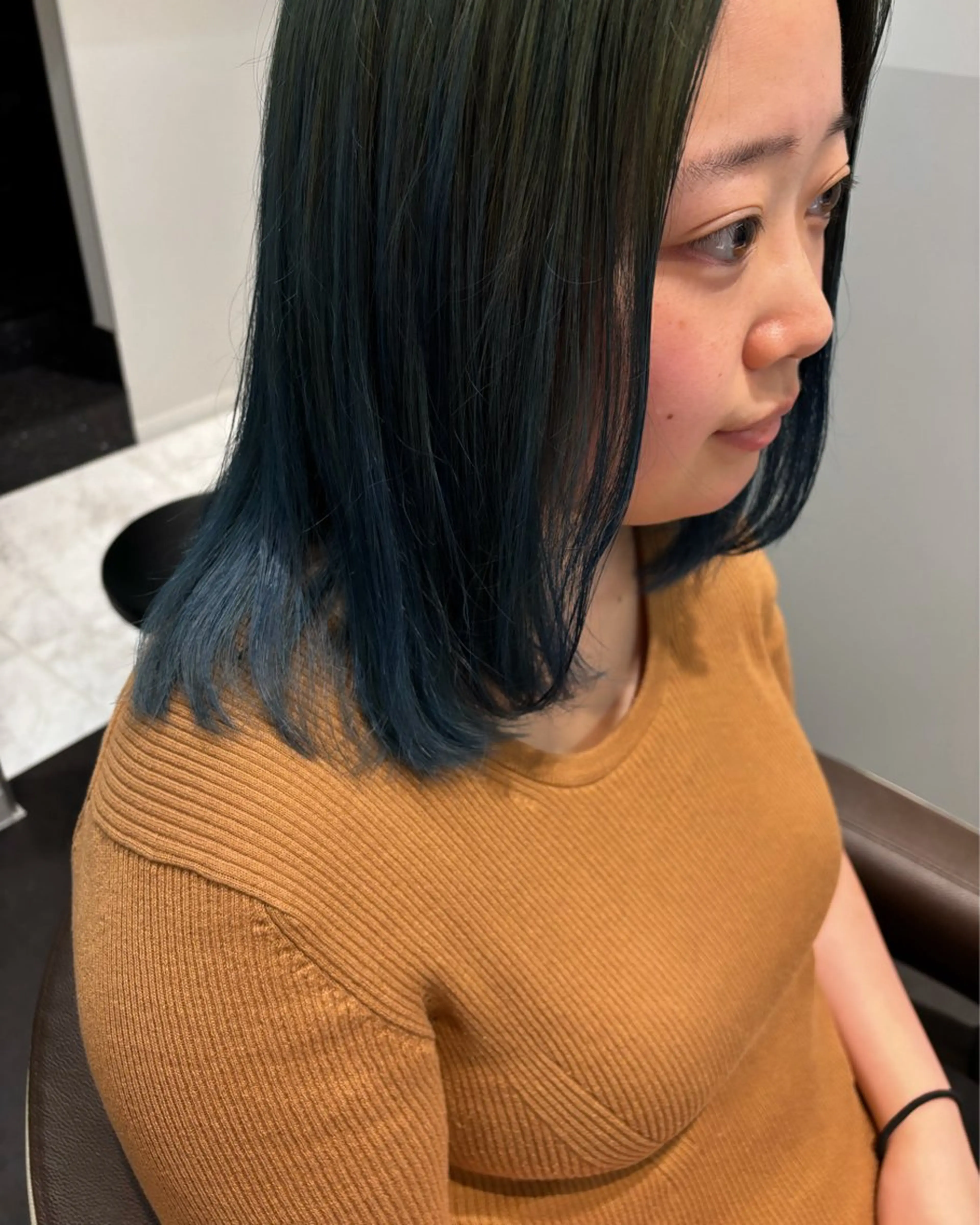ミディアム カラー ネイビーカラー カット ヘアカラー Mina Akiyamaのヘアスタイル