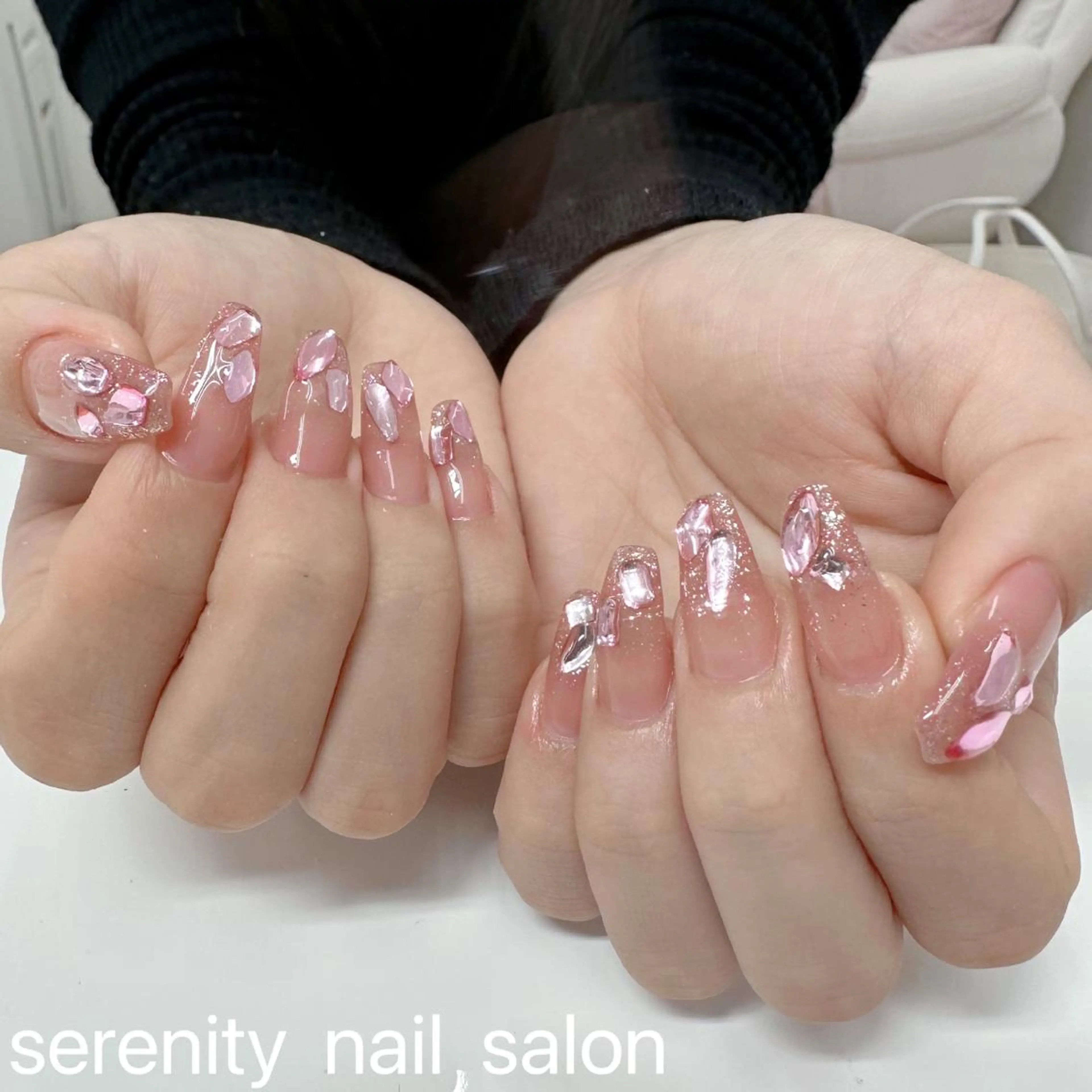 ネイル ハンドネイル ハンドケア ✨Serenity Nail salonのネイルデザイン