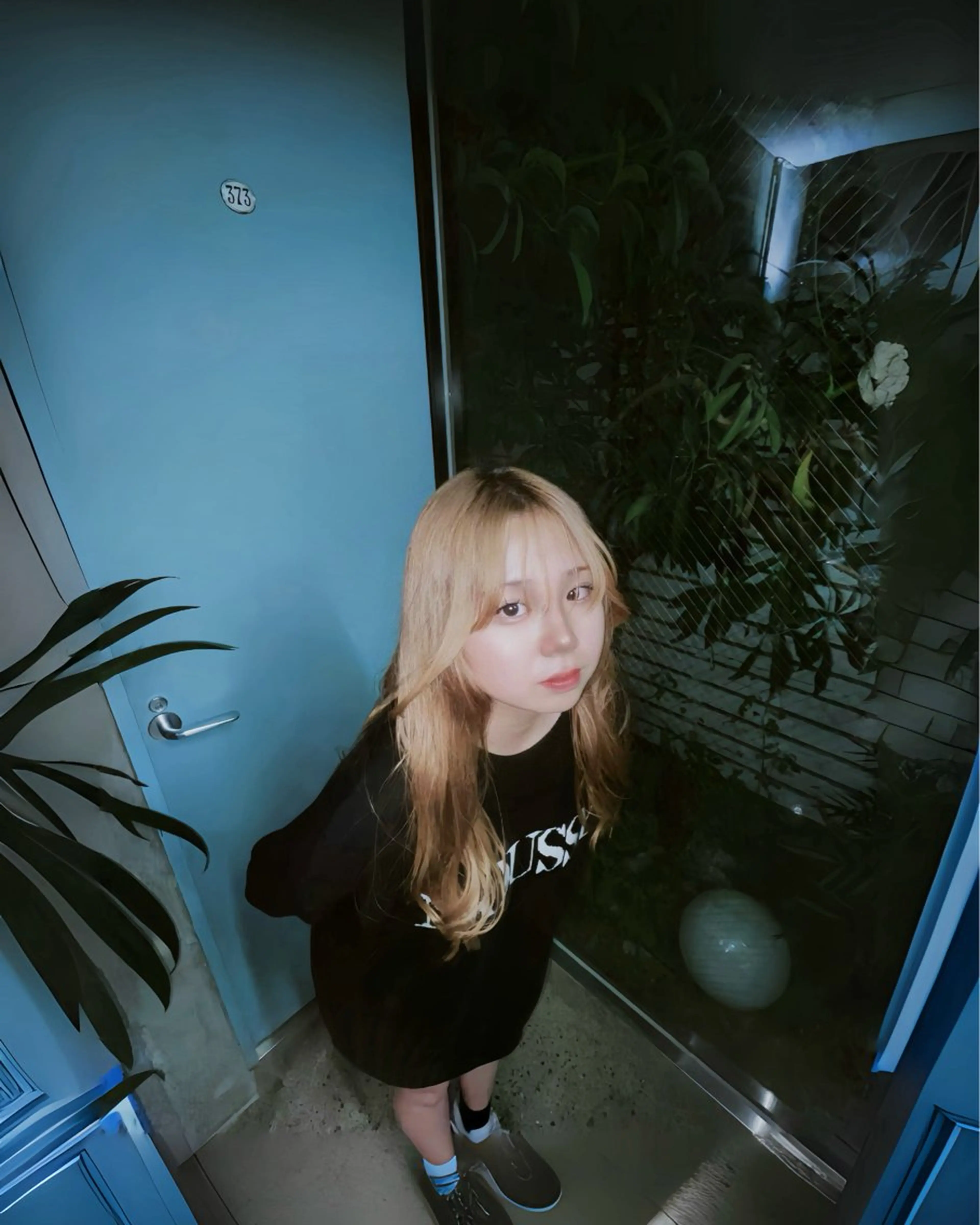 ロング ハイトーン/ブリーチ /ウルフ/しゅーたのヘアスタイル