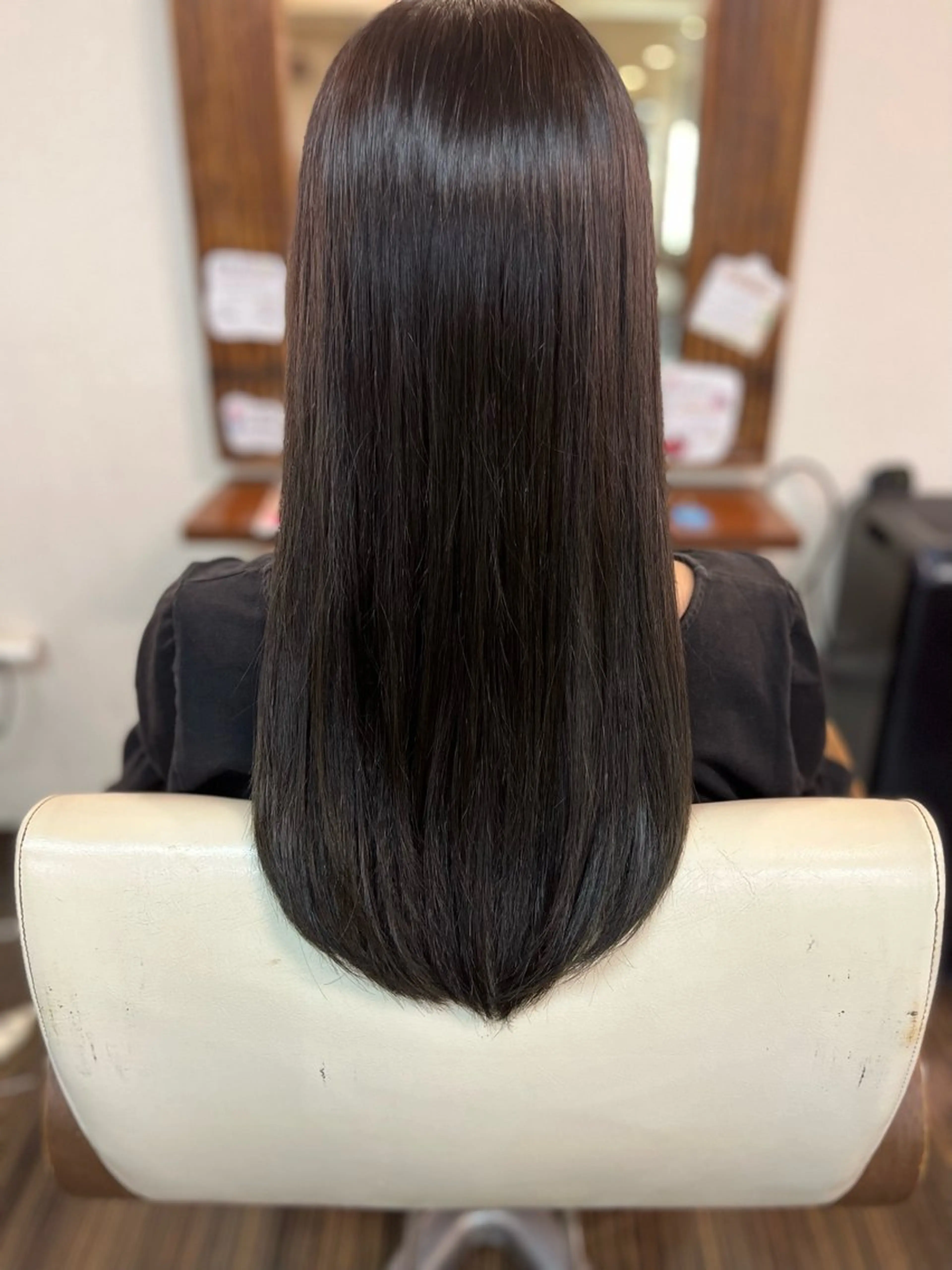 ロング 西形 梨瑚のヘアスタイル