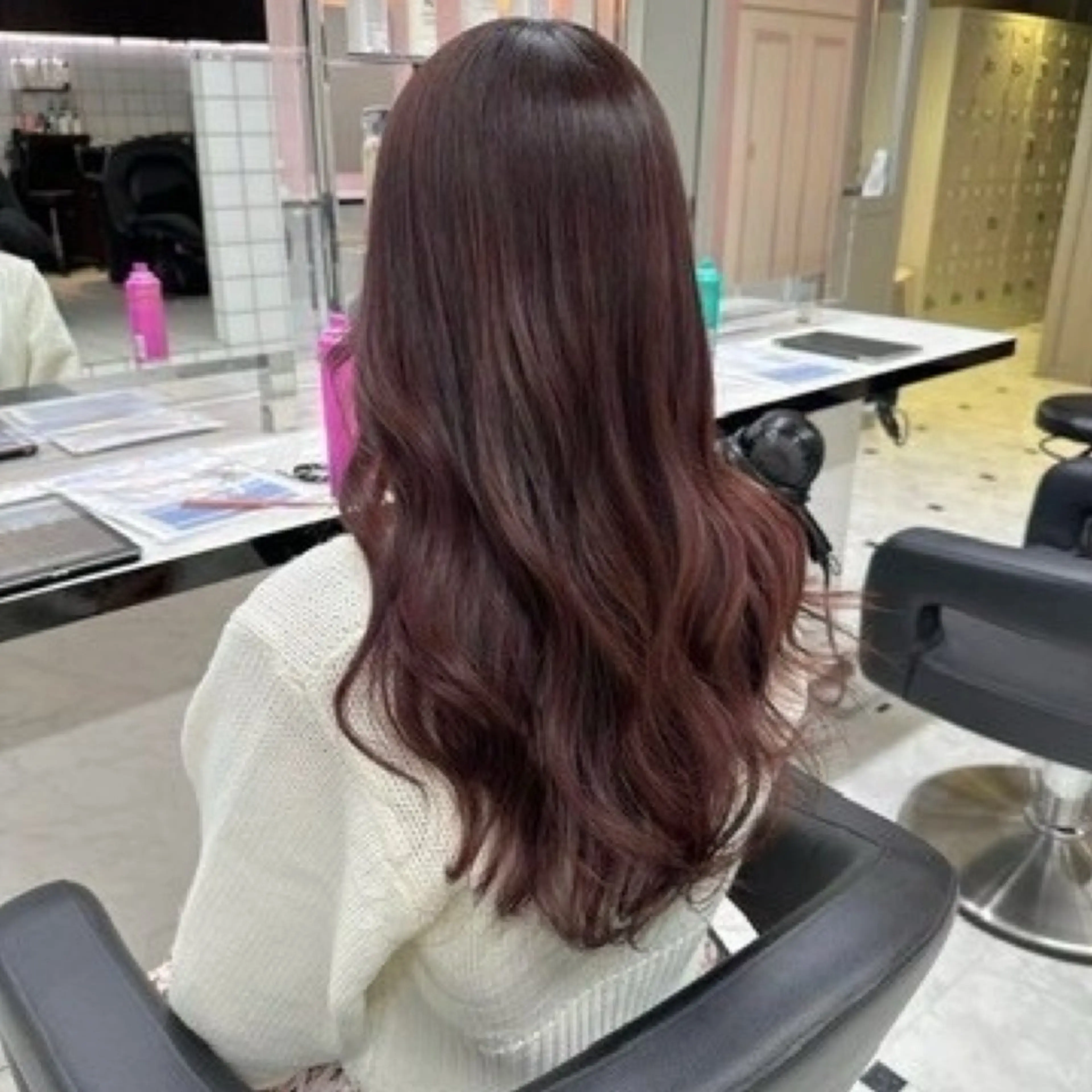 セミロング カラー ヘアカラー トリートメント 吉田 成希のヘアスタイル