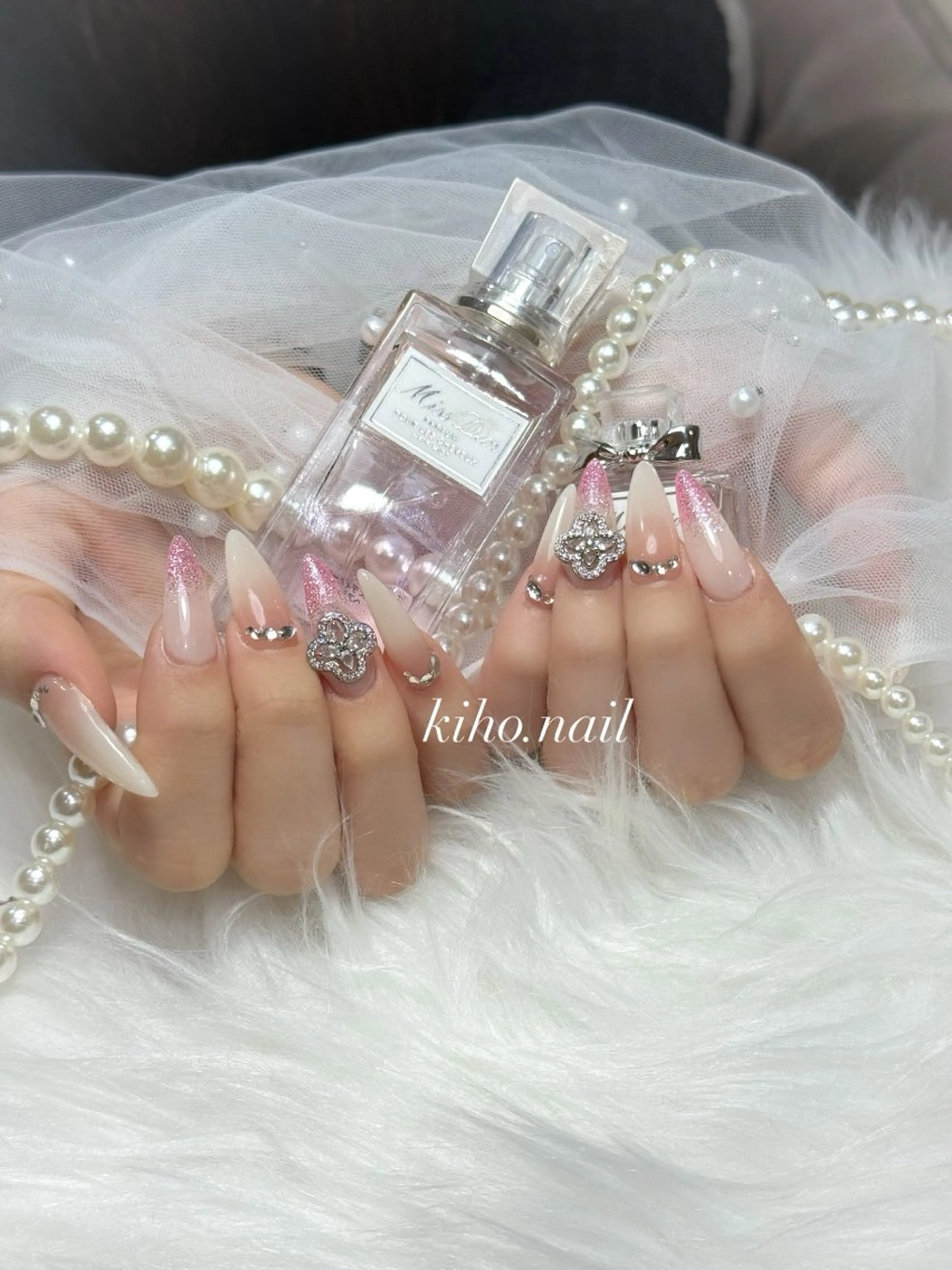 ネイル アートネイル ハンドネイル KIHO 【週一深夜ネイル】のネイルデザイン