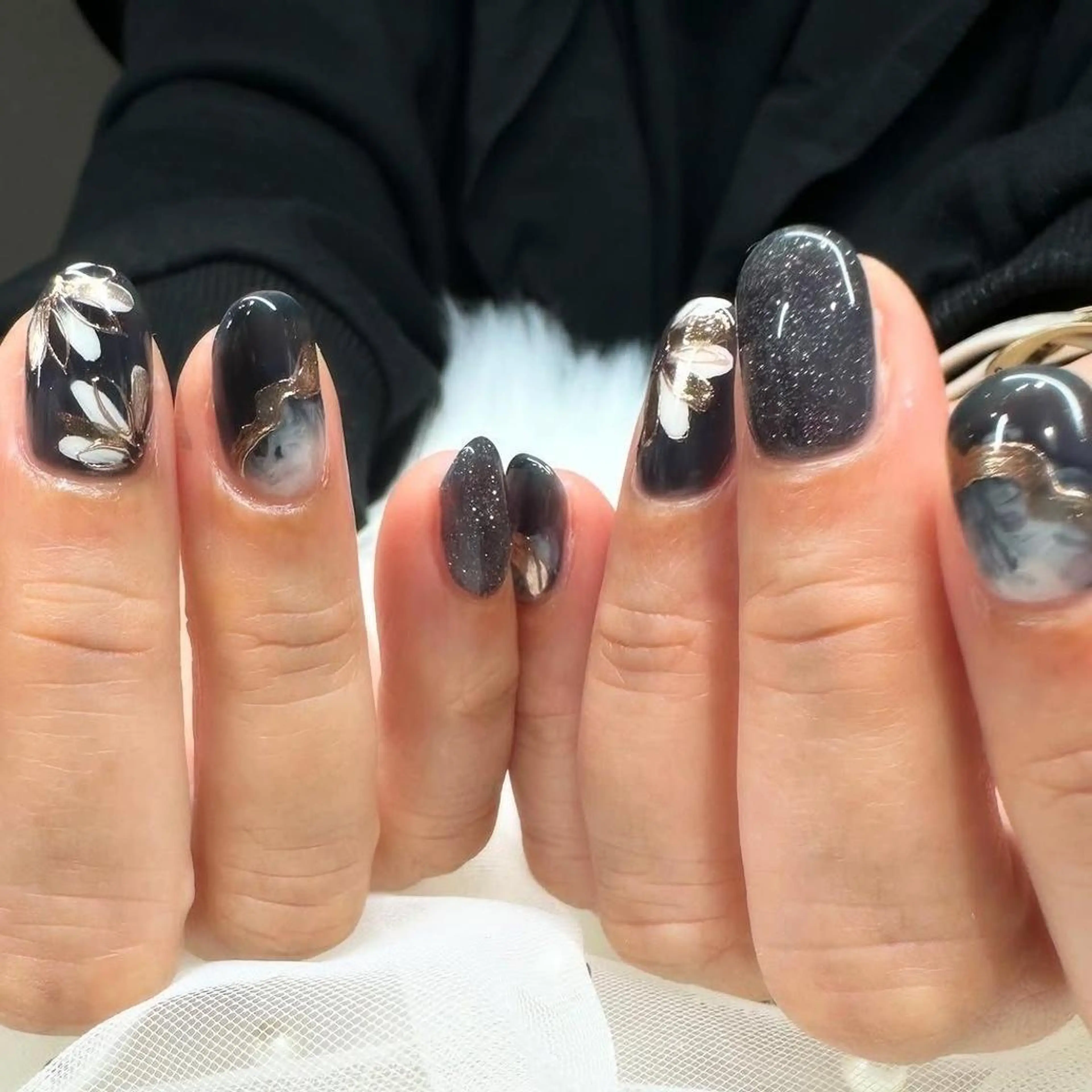 ネイル アートネイル フットネイル ジェルネイル ロングネイル マグネットネイル DL•BEAUTY / AKANEのネイルデザイン