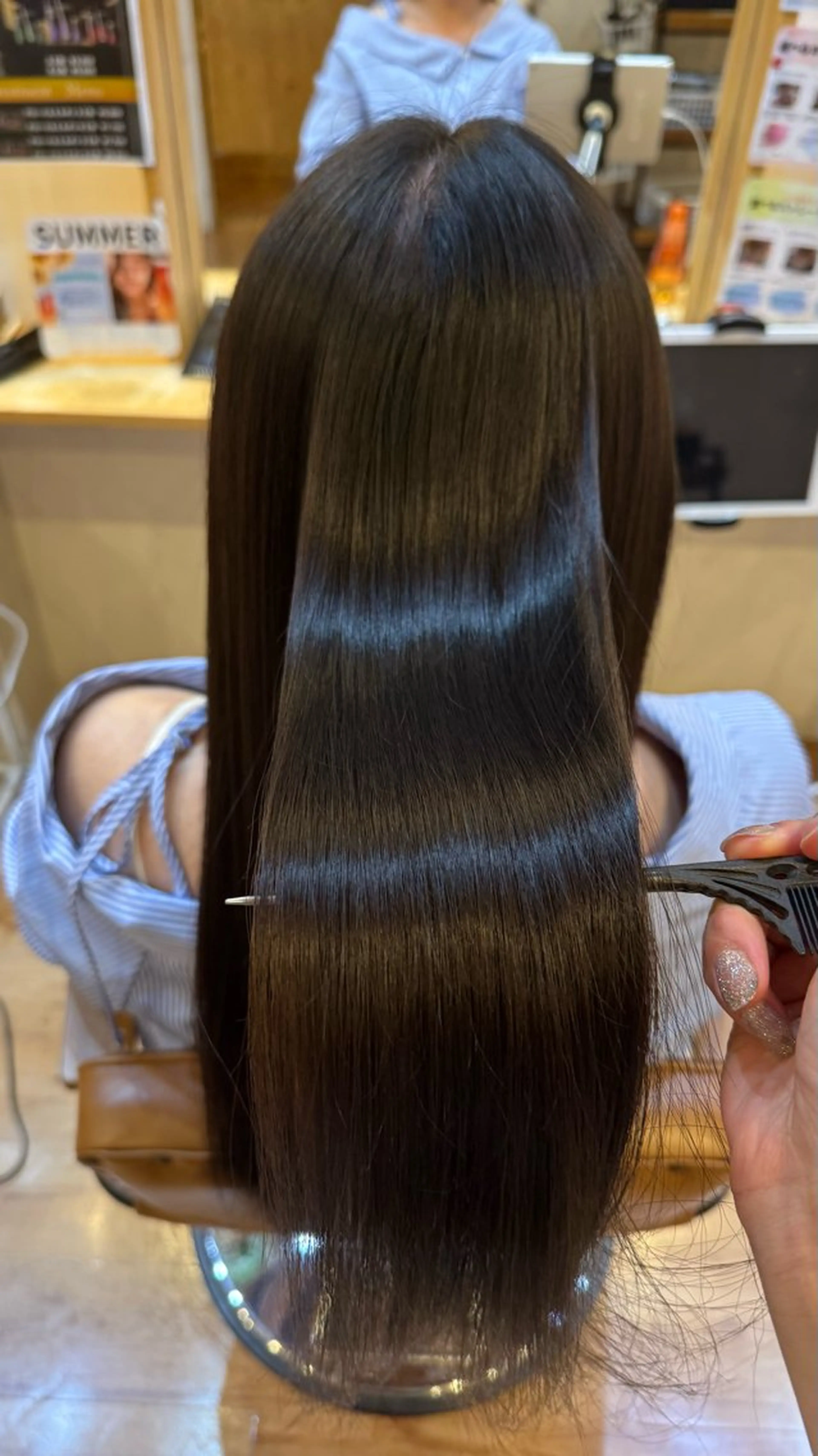 ロング 西邑 心のヘアスタイル