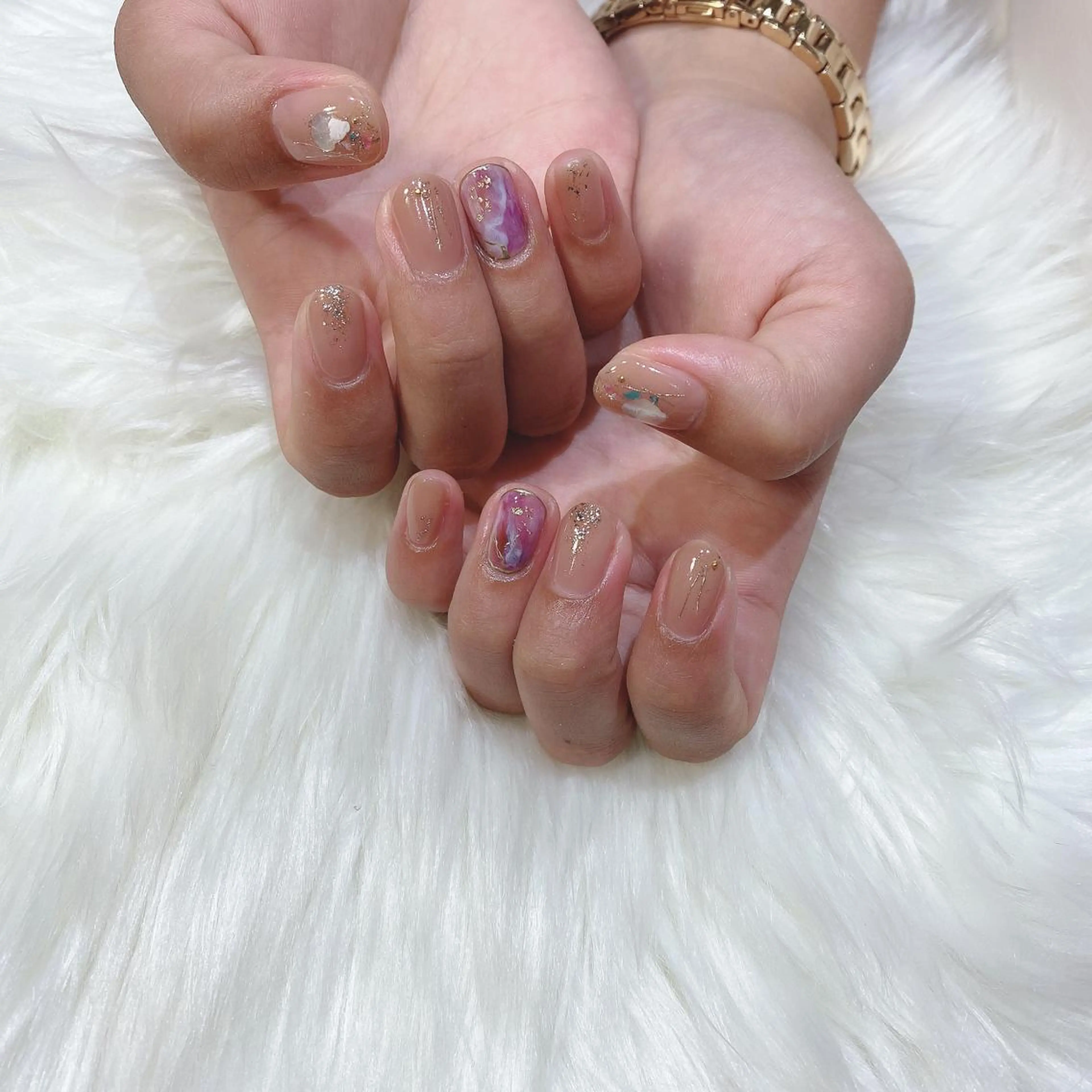 ネイル ハンドネイル 西岡 杏のネイルデザイン